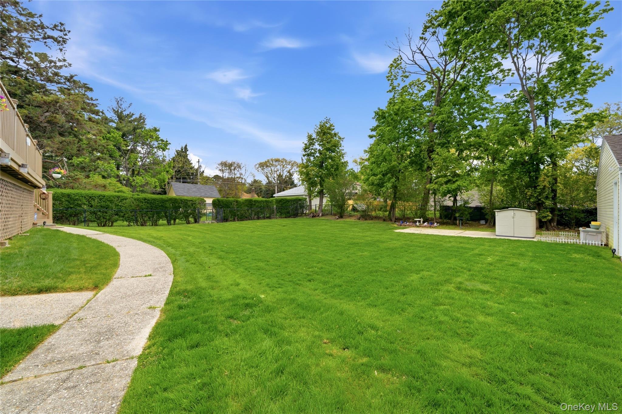 Single Family Potter Boulevard Suffolk County, NY 11718, MLS-1029408-44