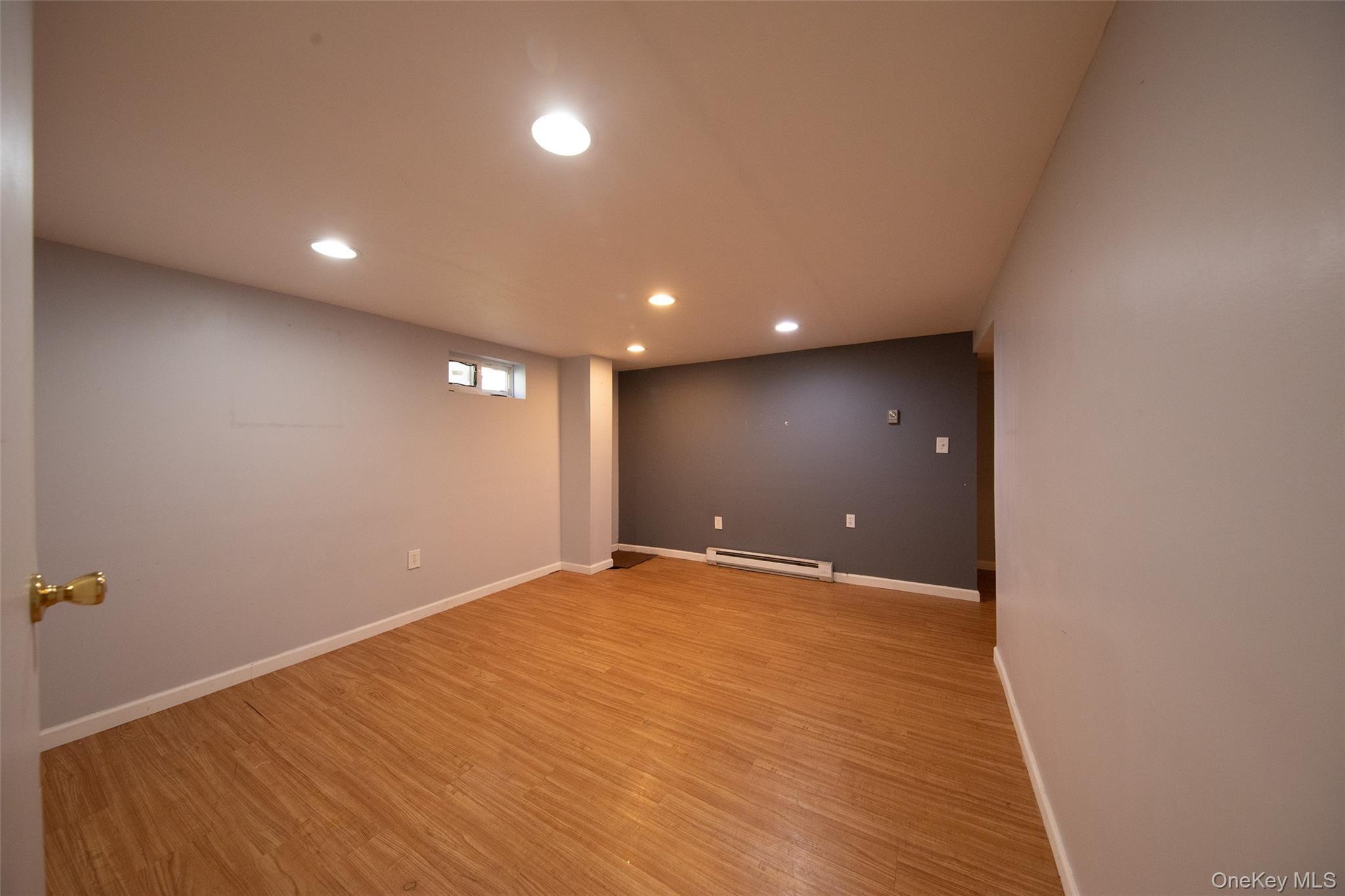 Single Family Harrison Avenue Nassau County, NY 11010, MLS-1029424-16