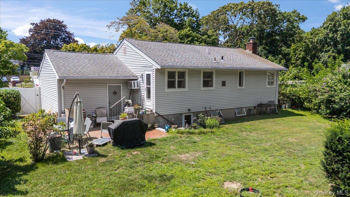 Single Family Lake Avenue Suffolk County, NY 11780, MLS-1029446-27