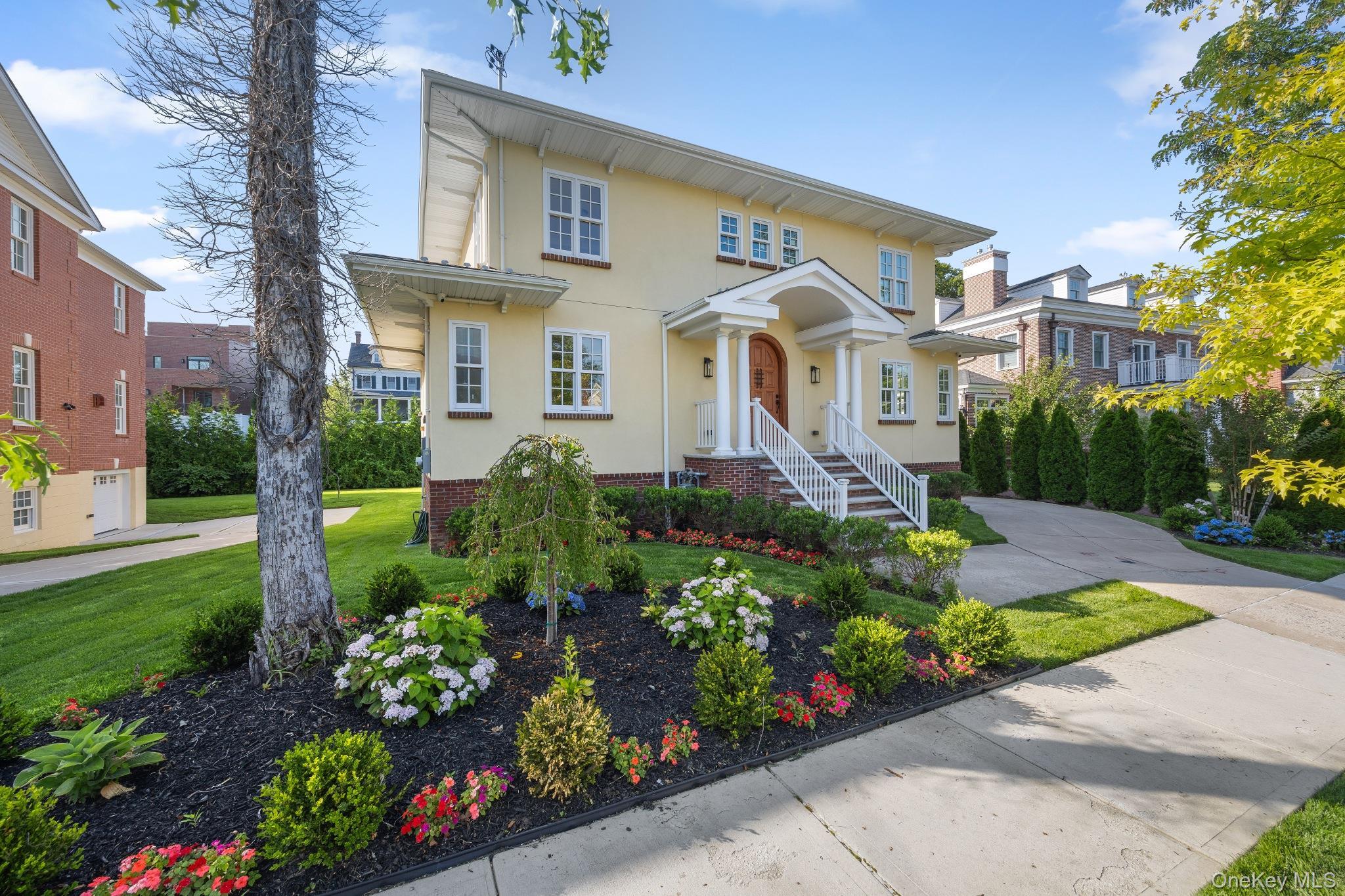 Single Family 38th Drive  Queens, NY 11363, MLS-1029460-2