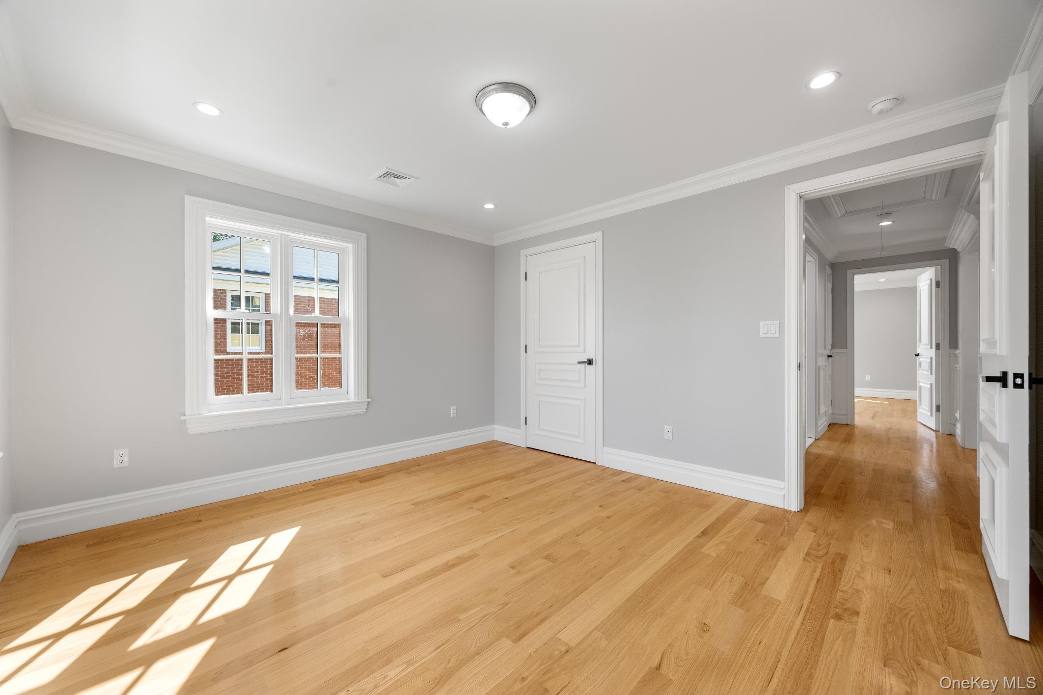 Single Family 38th Drive  Queens, NY 11363, MLS-1029460-35