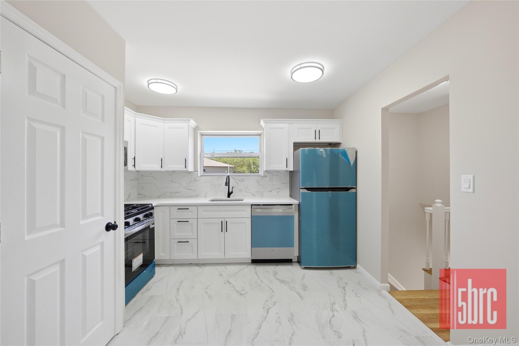 Single Family E 72nd Street Brooklyn, NY 11234, MLS-1029461-20