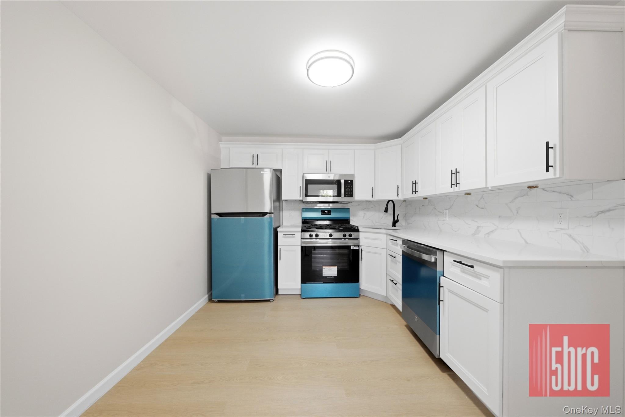 Single Family E 72nd Street Brooklyn, NY 11234, MLS-1029461-8