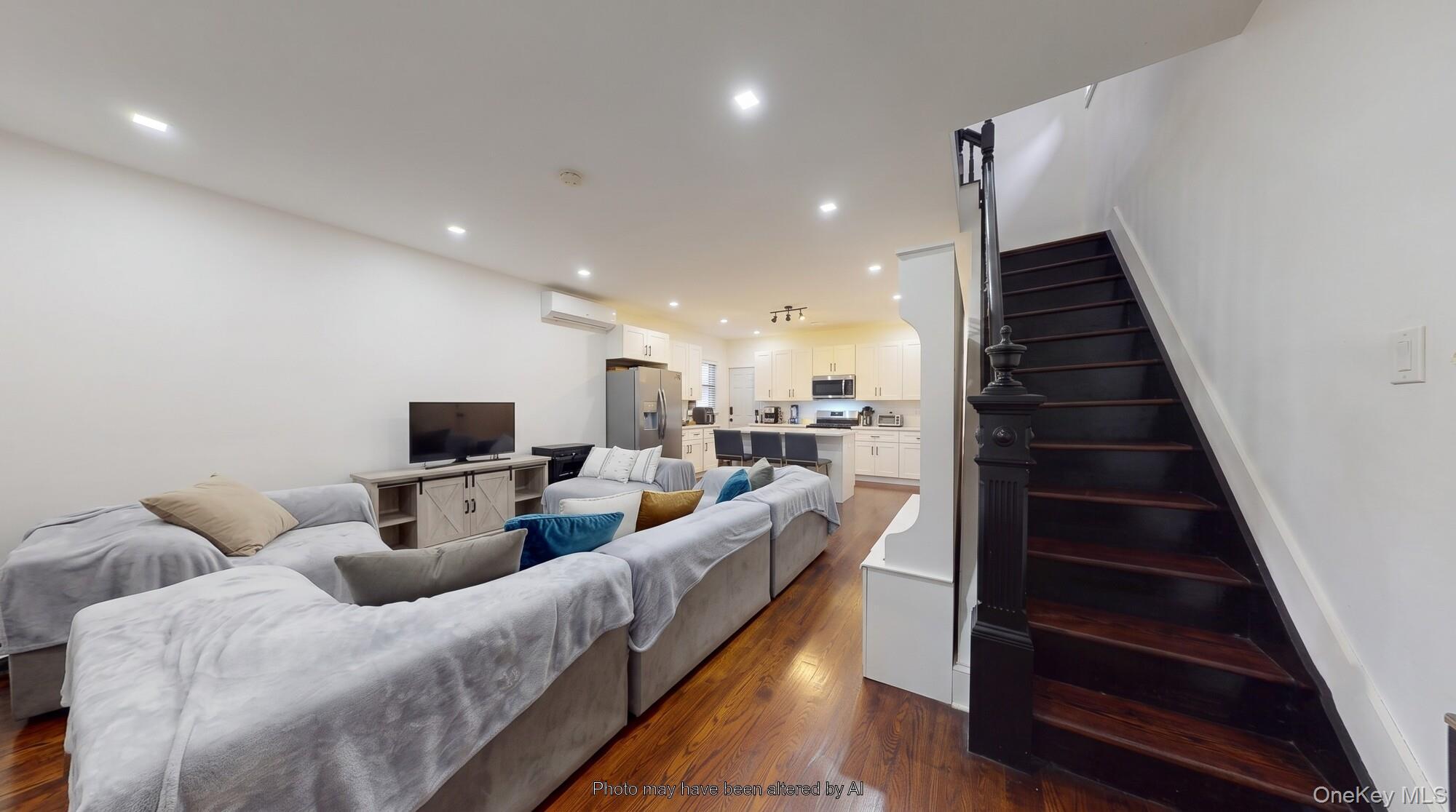 Single Family Farragut Road Brooklyn, NY 11236, MLS-1029465-5