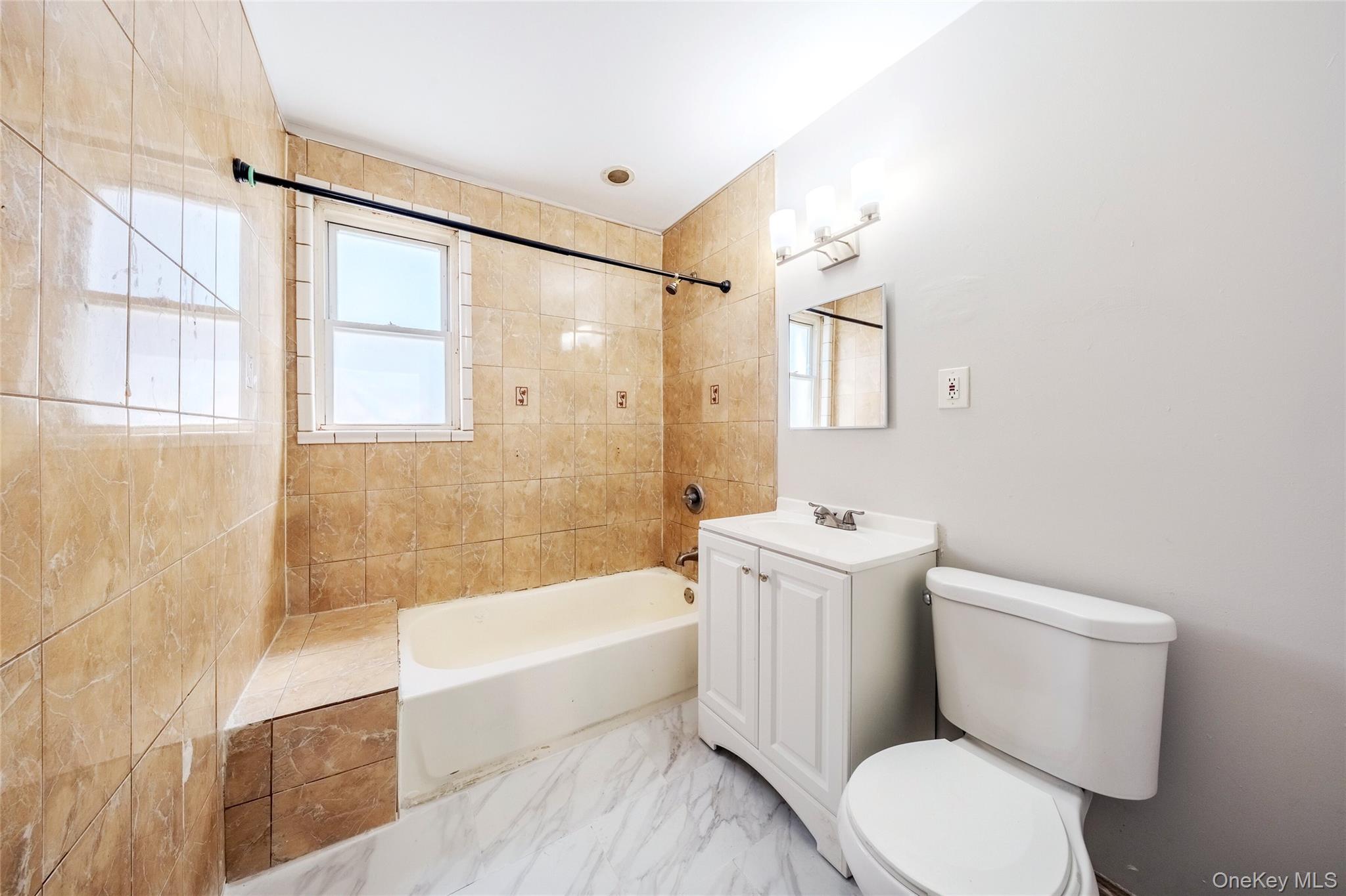 Single Family Palmer Avenue Bronx, NY 10466, MLS-1029469-11