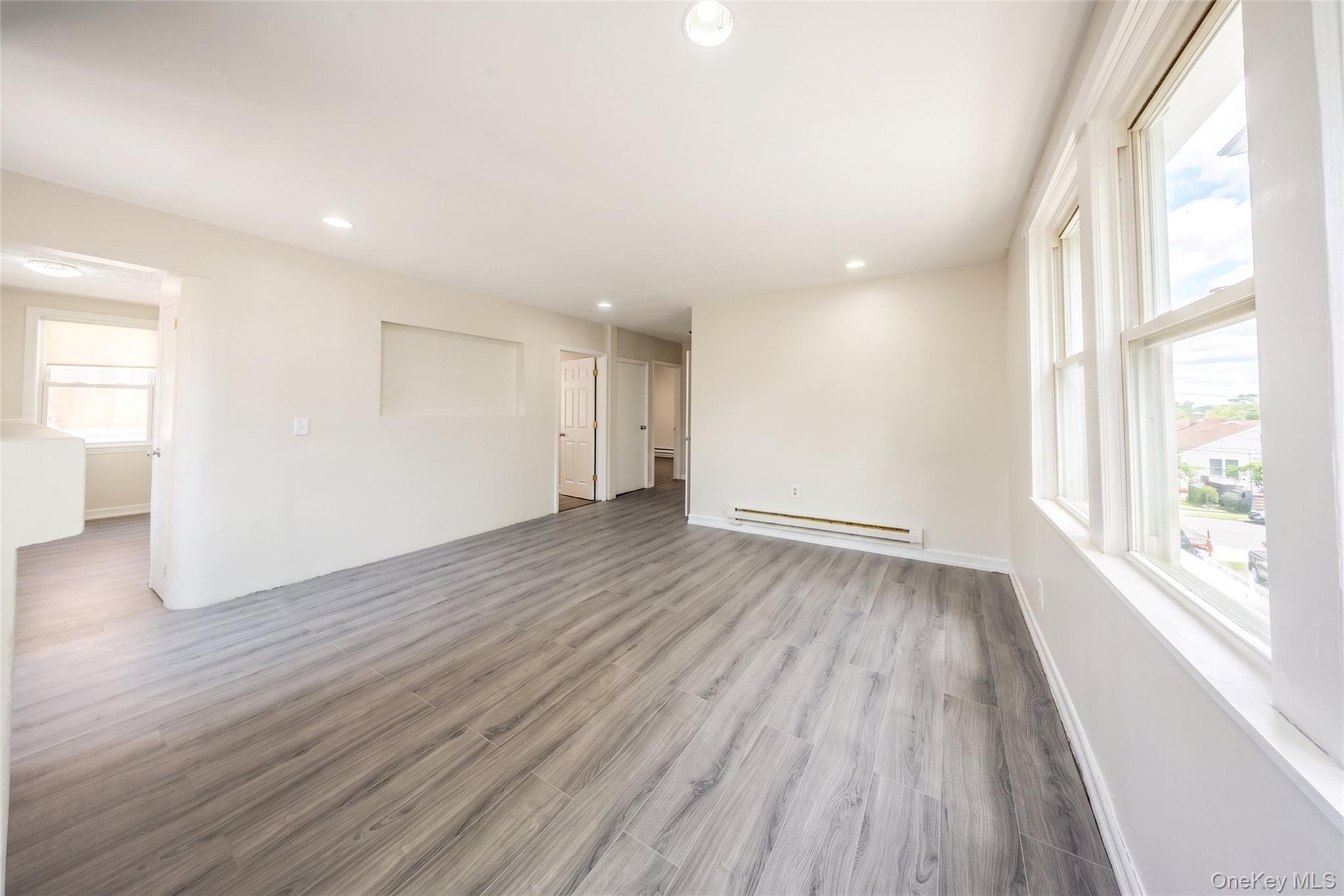 Single Family Palmer Avenue Bronx, NY 10466, MLS-1029469-13