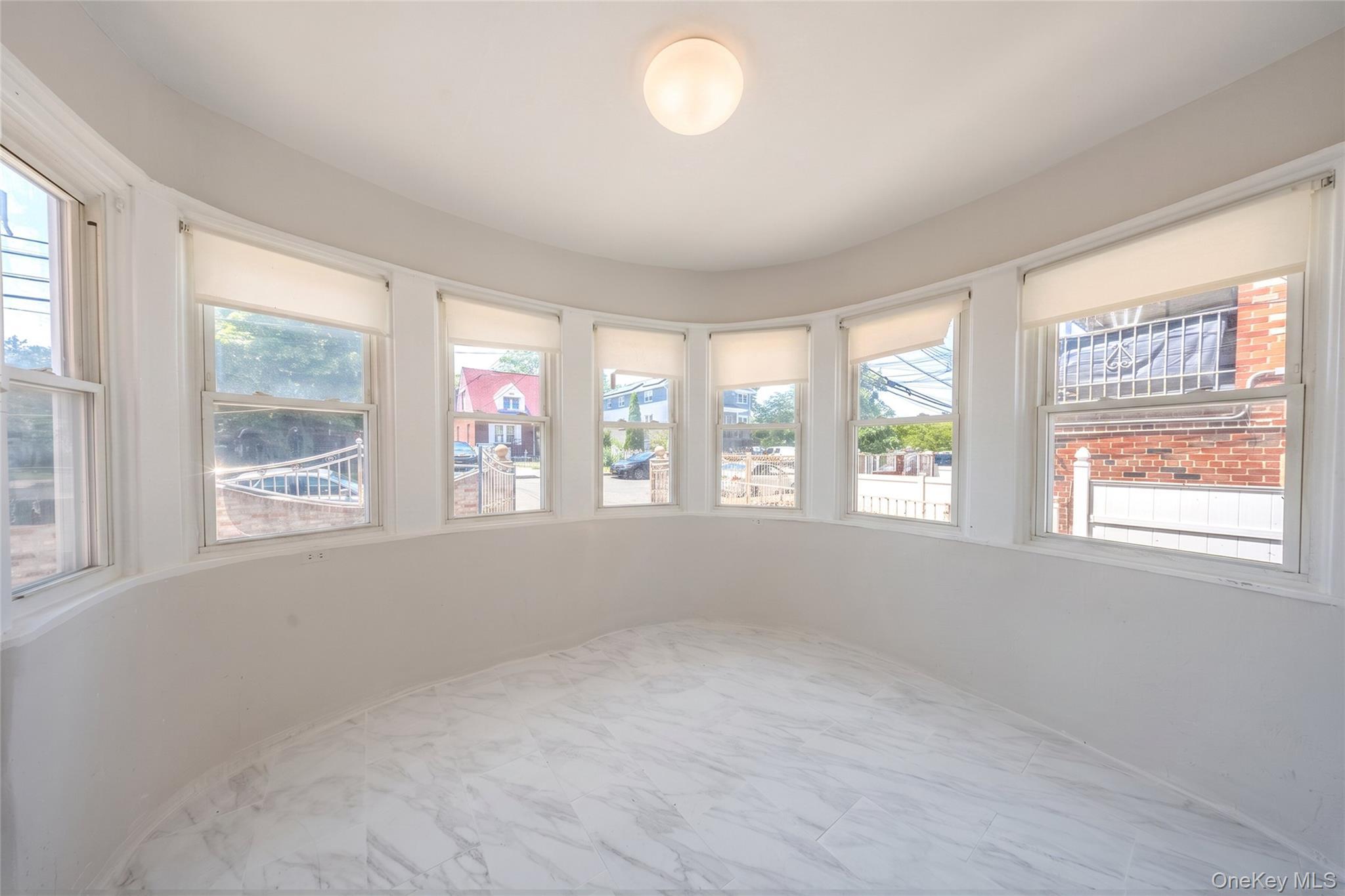 Single Family Palmer Avenue Bronx, NY 10466, MLS-1029469-15