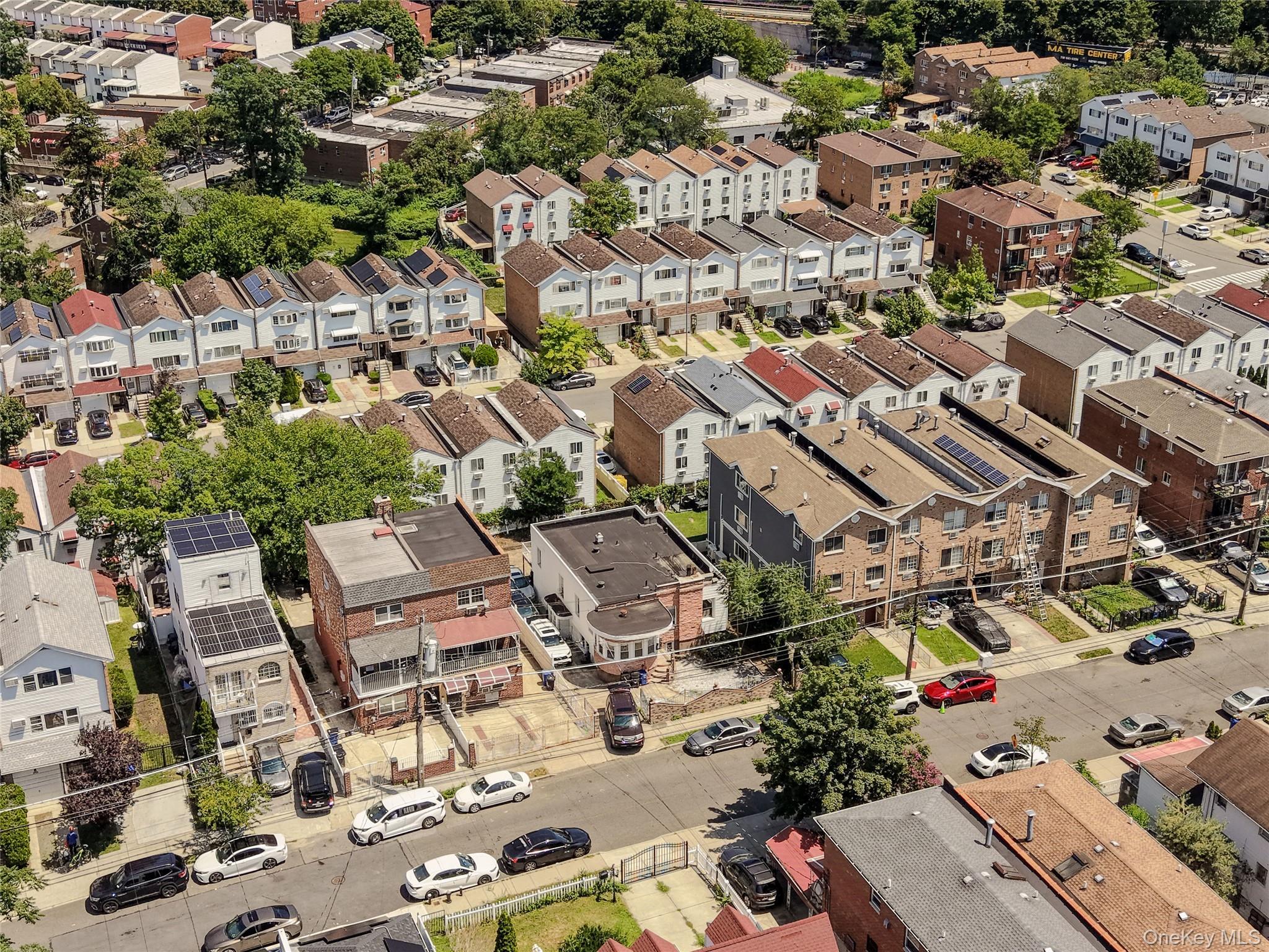 Single Family Palmer Avenue Bronx, NY 10466, MLS-1029469-18