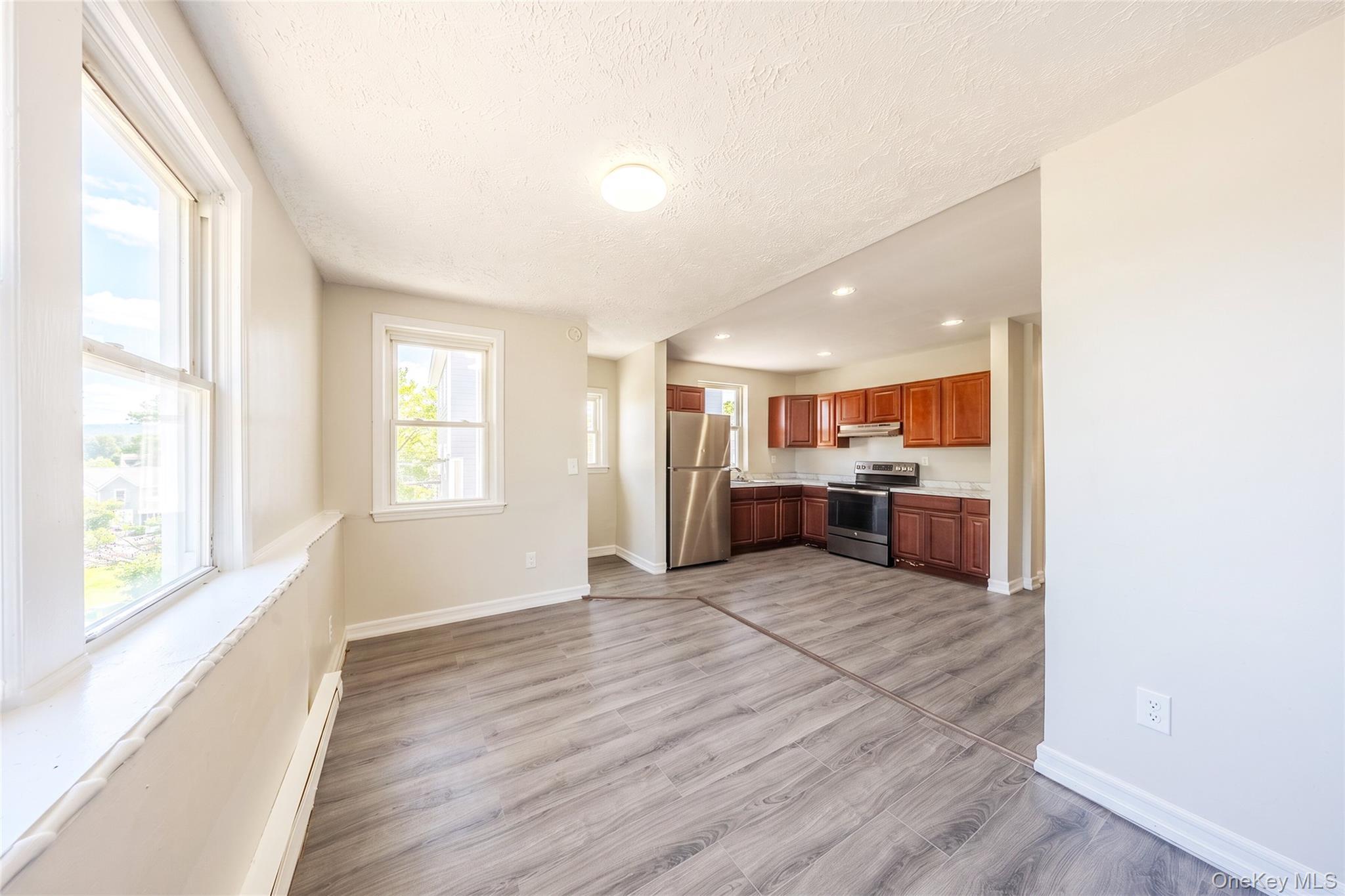 Single Family Palmer Avenue Bronx, NY 10466, MLS-1029469-8