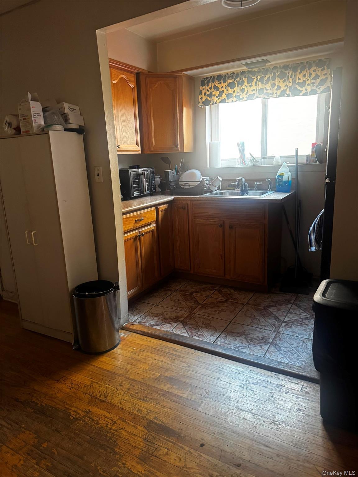 Single Family E 226th Street  Bronx, NY 10466, MLS-1029485-9