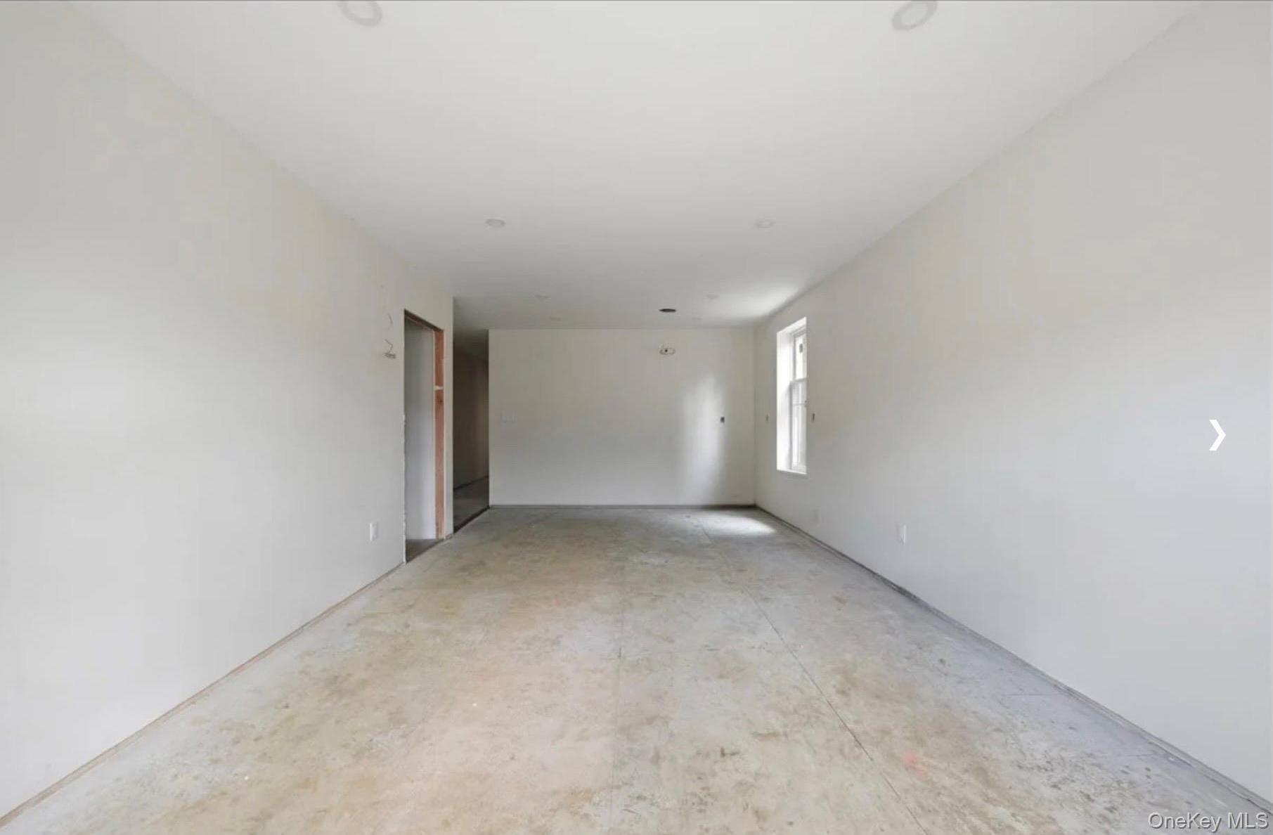 Single Family E 229th Street Bronx, NY 10466, MLS-1029519-3