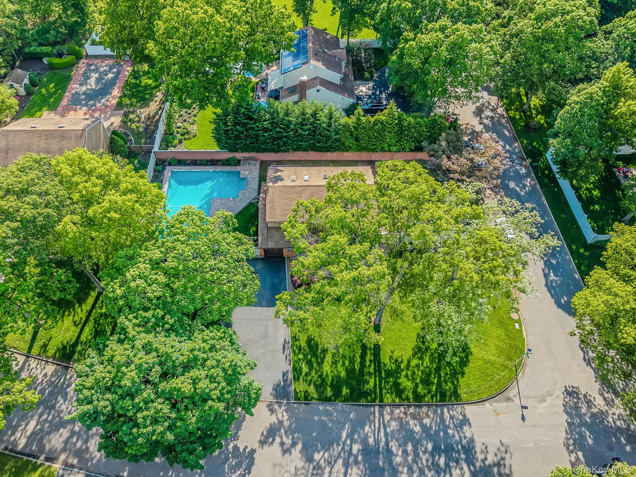 Single Family Heritage Place S Suffolk County, NY 11767, MLS-1029526-34