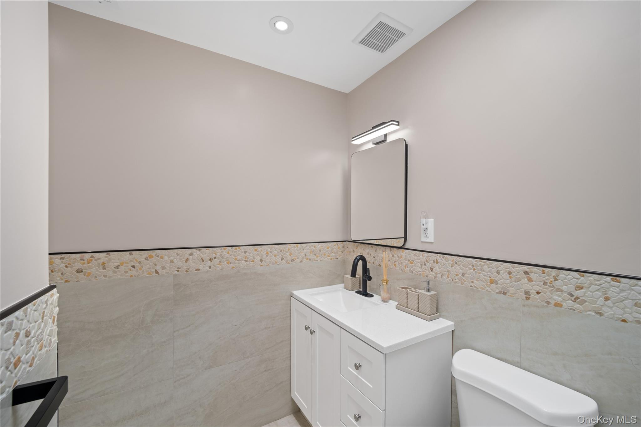 Single Family Davis Avenue Bronx, NY 10465, MLS-1029527-14