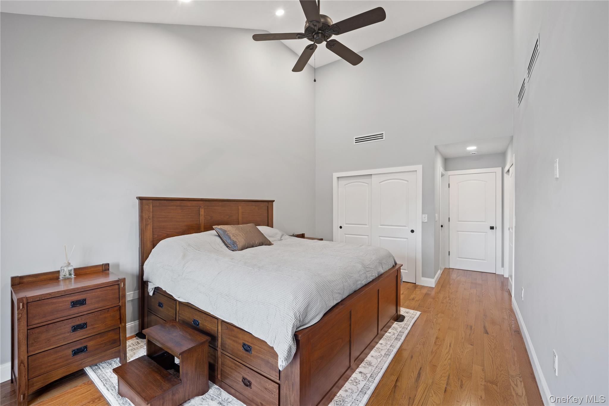 Single Family Davis Avenue Bronx, NY 10465, MLS-1029527-16