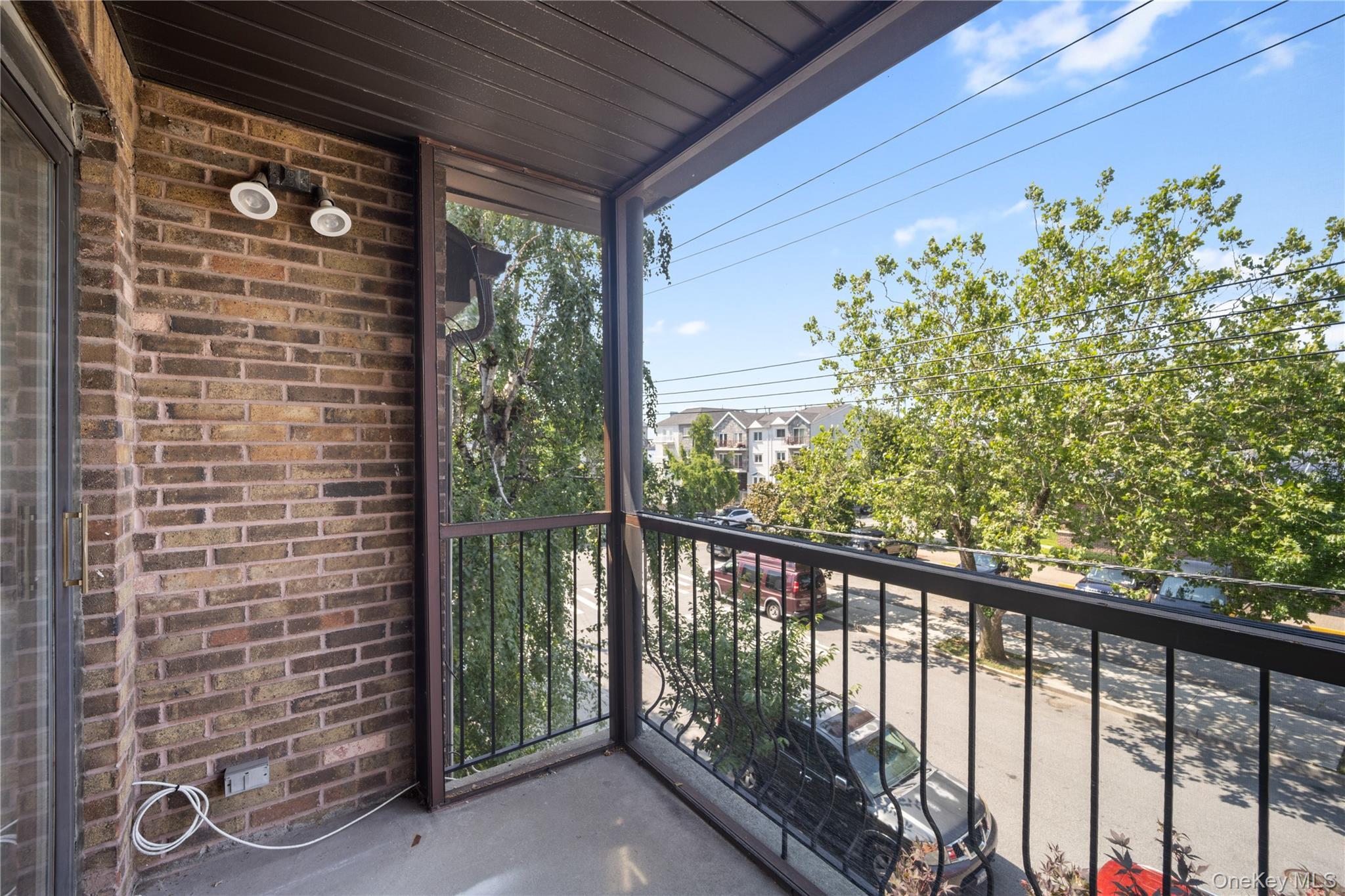 Single Family Davis Avenue Bronx, NY 10465, MLS-1029527-17