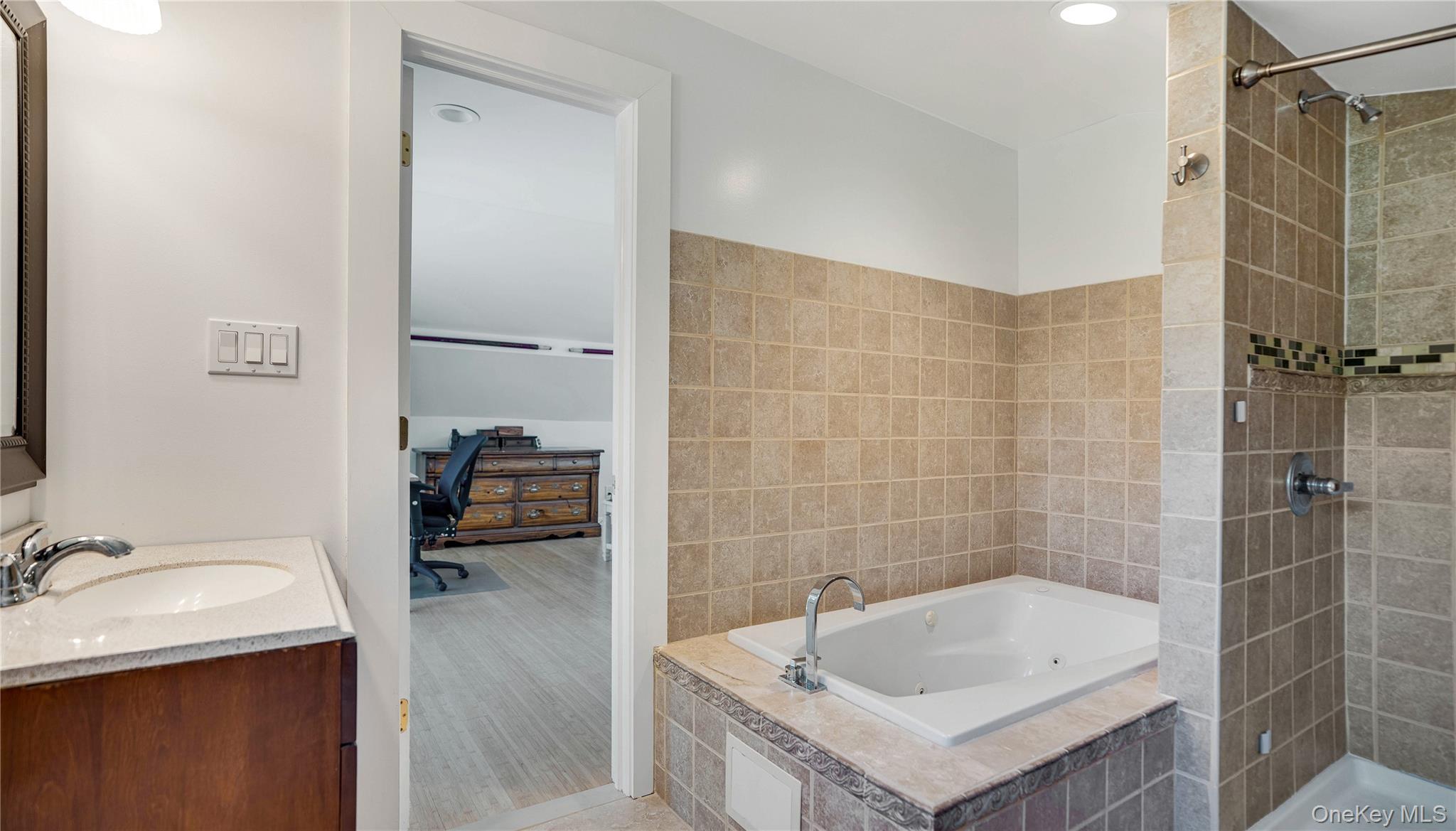 Single Family N Midway Road  Suffolk County, NY 11964, MLS-1029569-29
