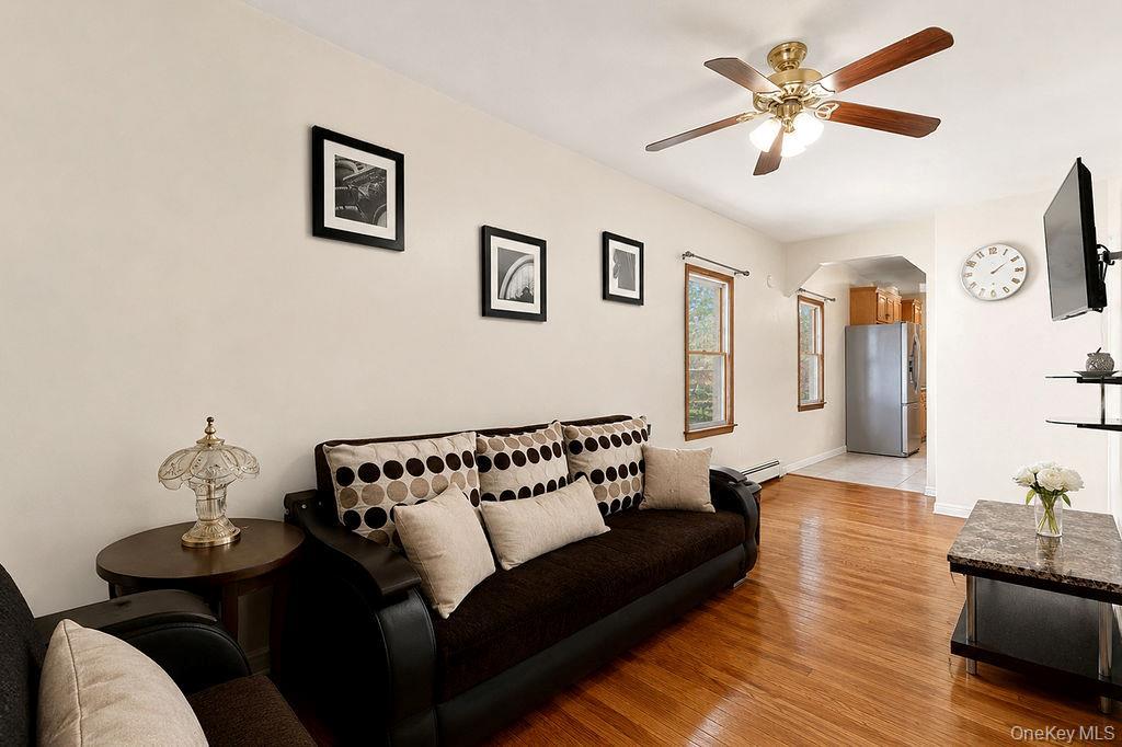 Single Family Werns Avenue Nassau County, NY 11003, MLS-1029570-3