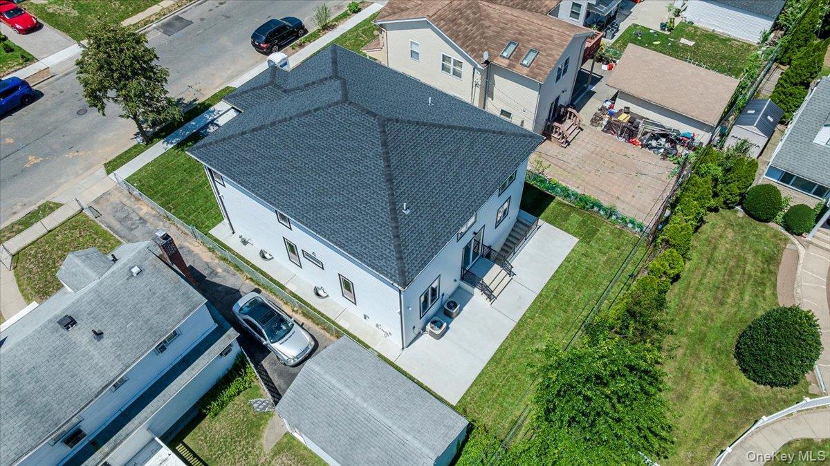 Single Family Landau Avenue Nassau County, NY 11003, MLS-1029593-44