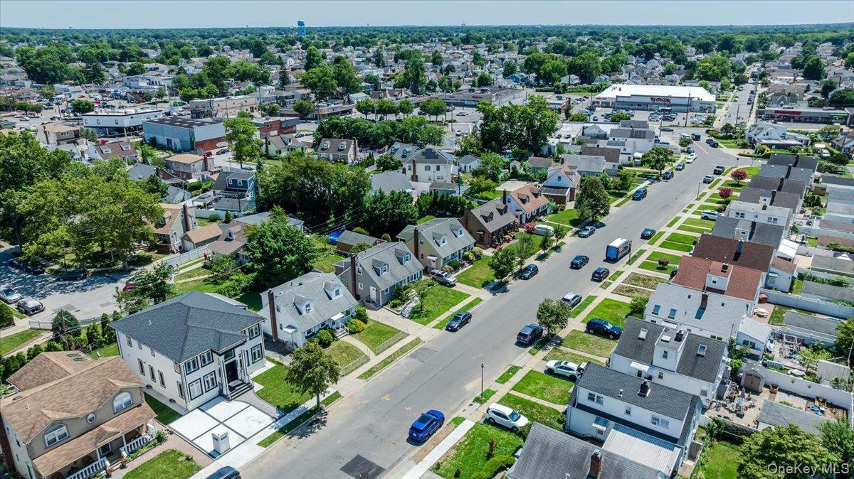 Single Family Landau Avenue Nassau County, NY 11003, MLS-1029593-47