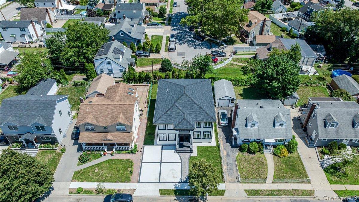 Single Family Landau Avenue Nassau County, NY 11003, MLS-1029593-48