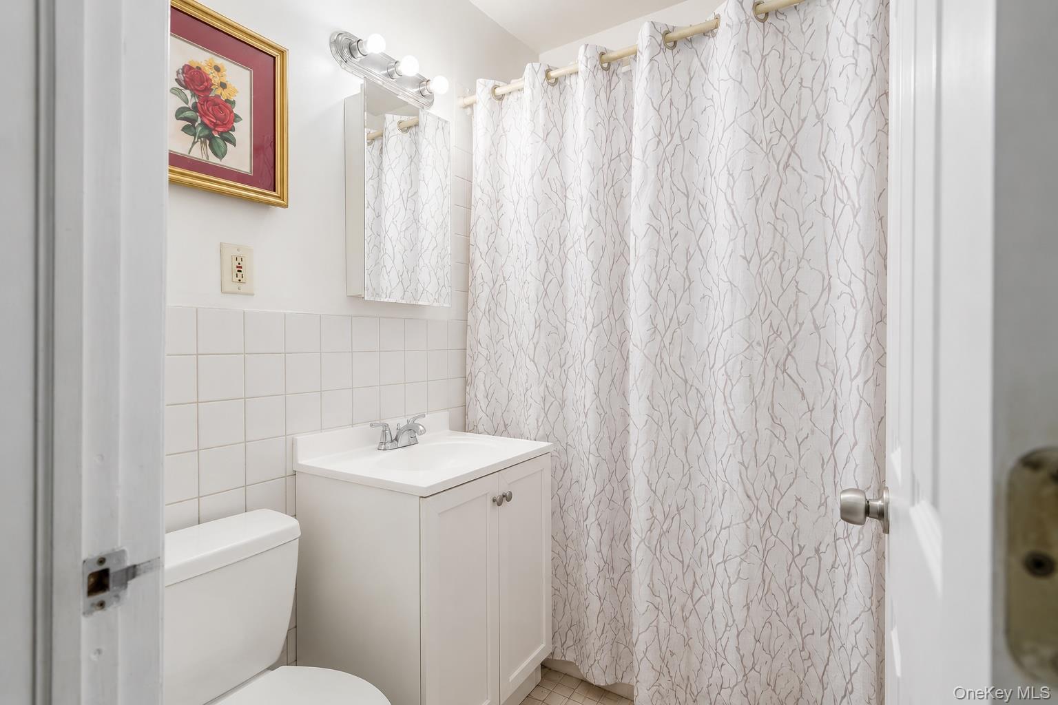 Apartment E 187th Street  Bronx, NY 10458, MLS-1029618-5