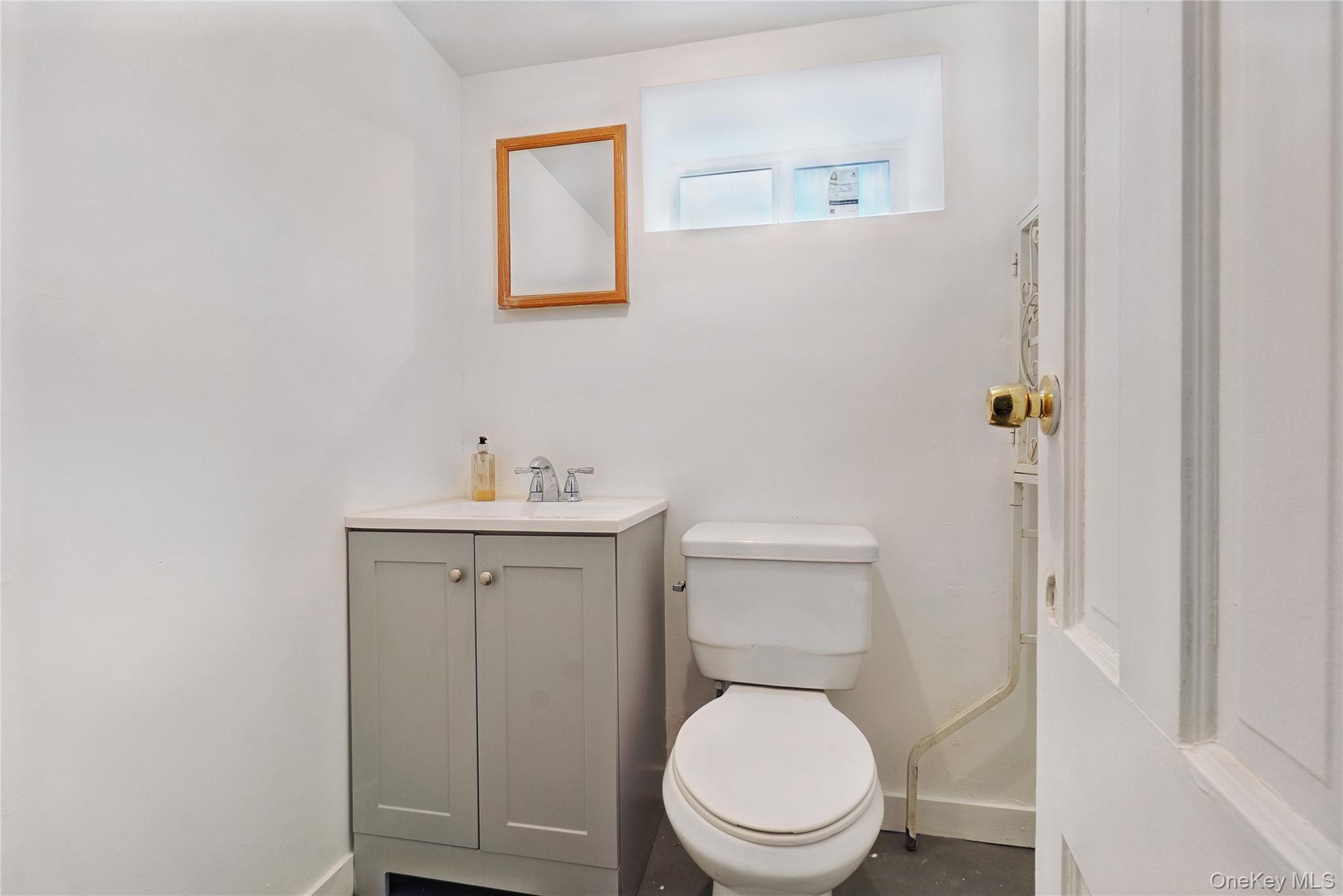 Single Family Bay 24th Street Queens, NY 11691, MLS-1029649-27