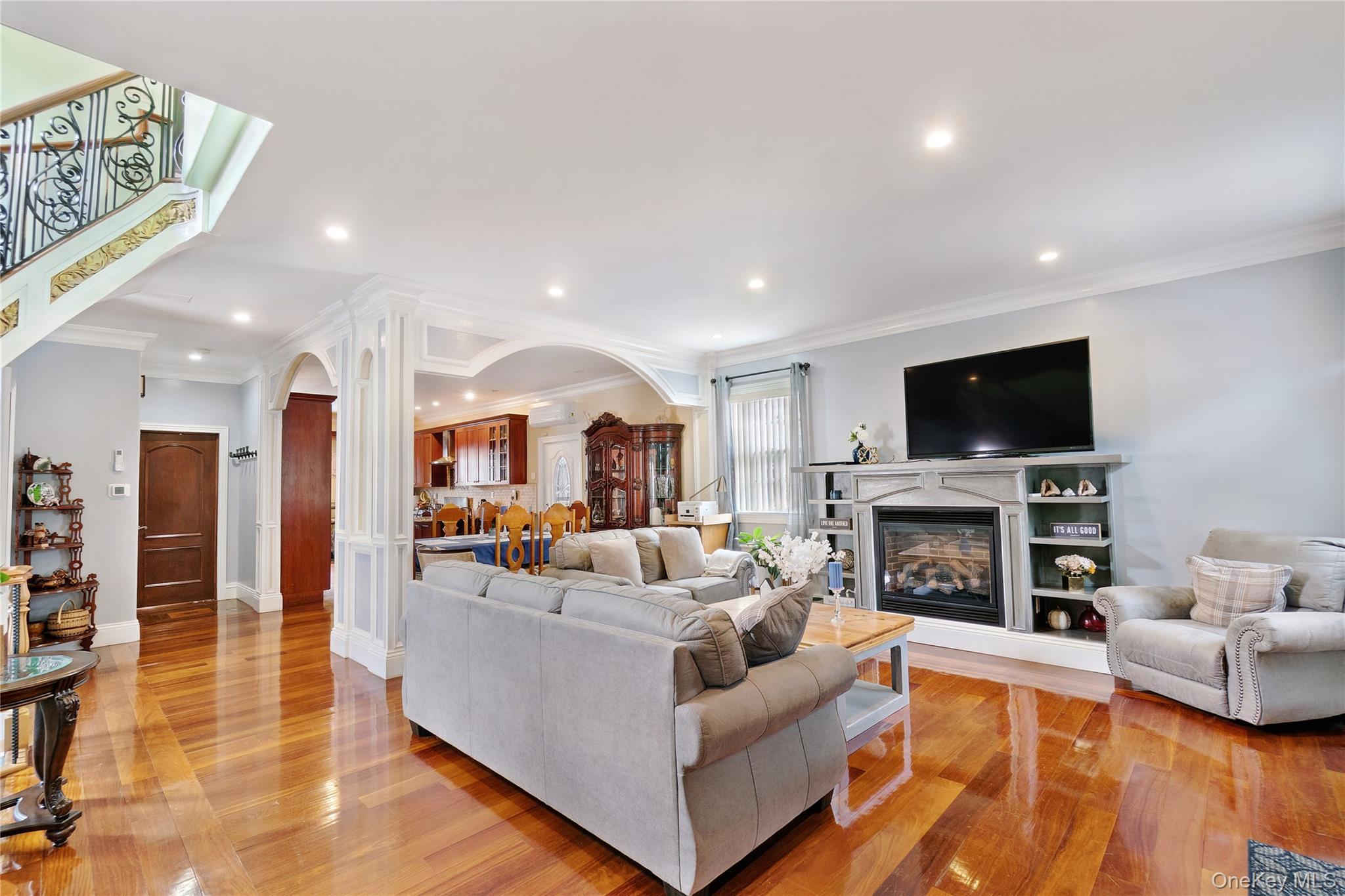 Single Family Bay 24th Street Queens, NY 11691, MLS-1029649-7