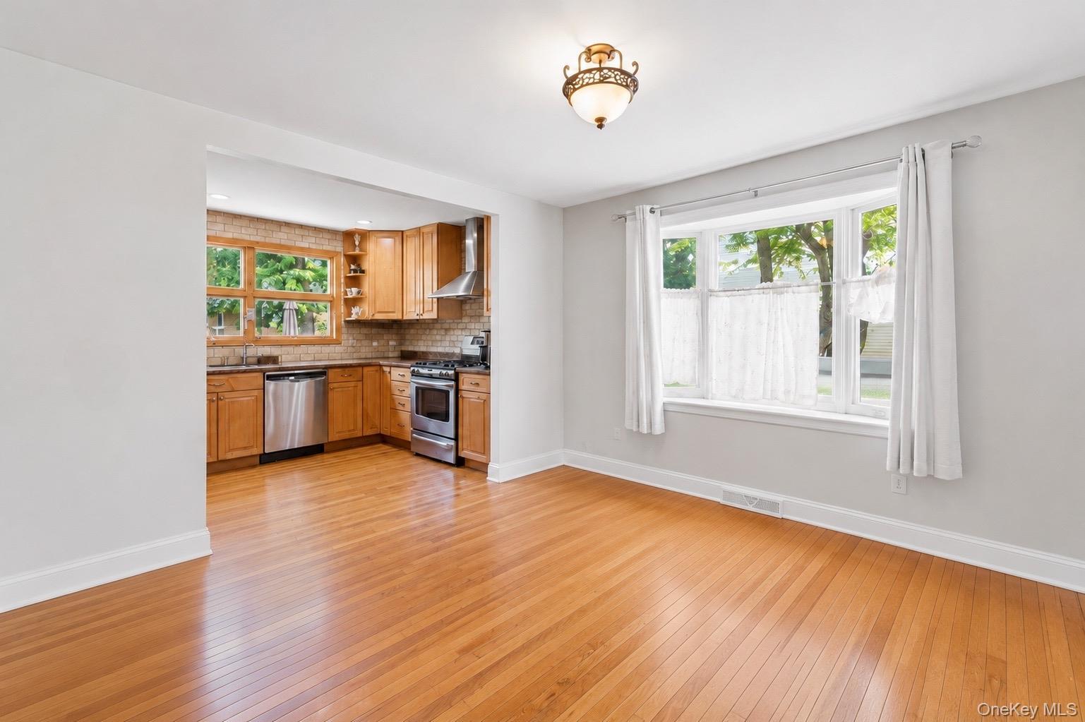 Single Family Driving Park Avenue  Nassau County, NY 11563, MLS-1029674-6