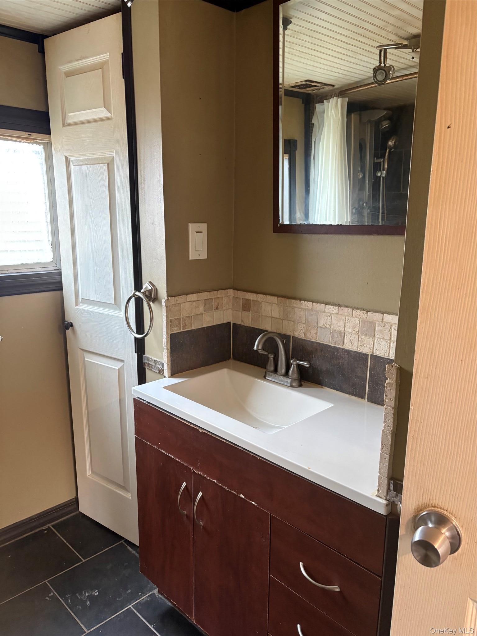 Single Family Main Street  Suffolk County, NY 11751, MLS-1029685-8