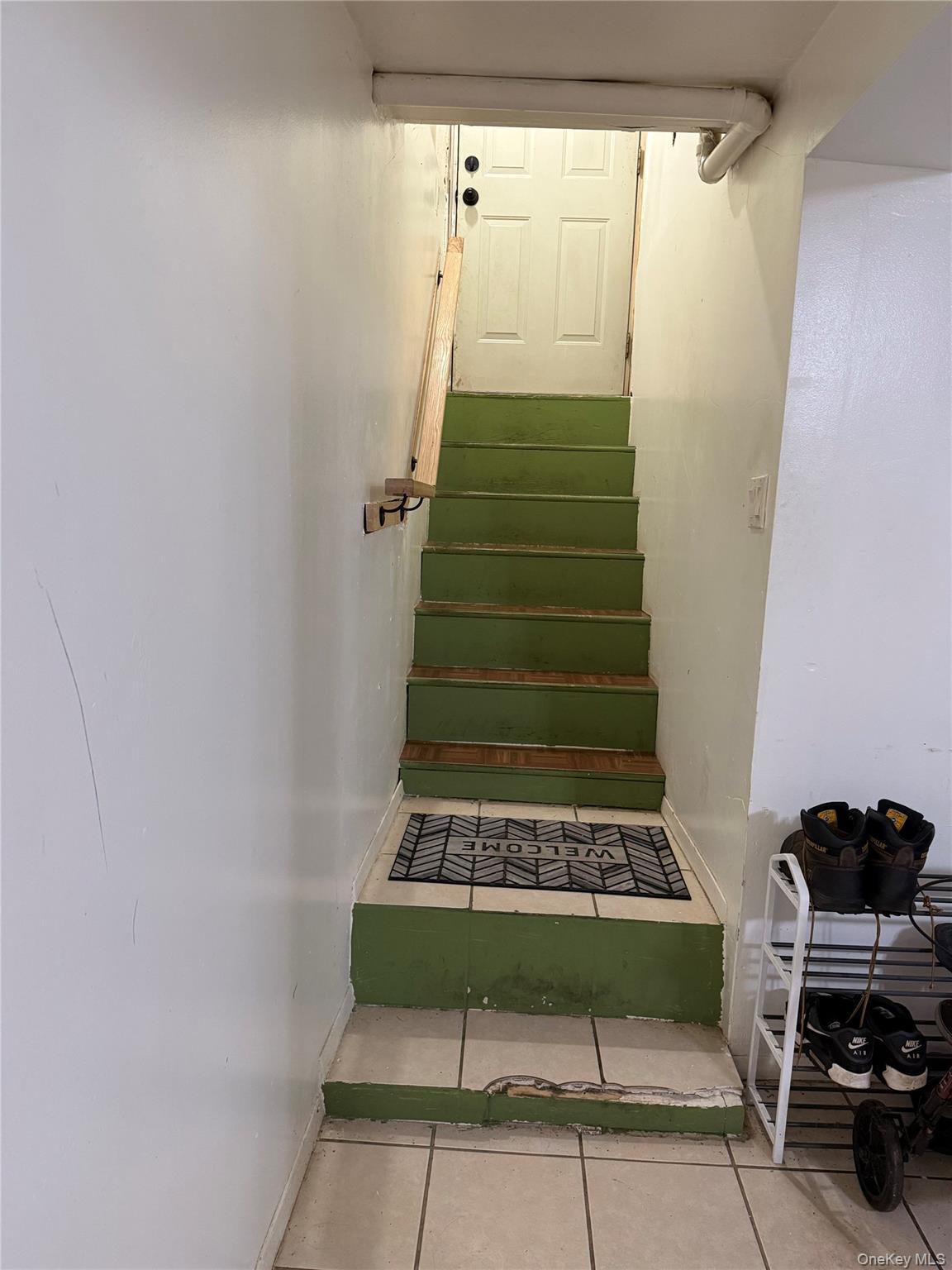 Single Family Amherst Street  Nassau County, NY 11550, MLS-1029686-4