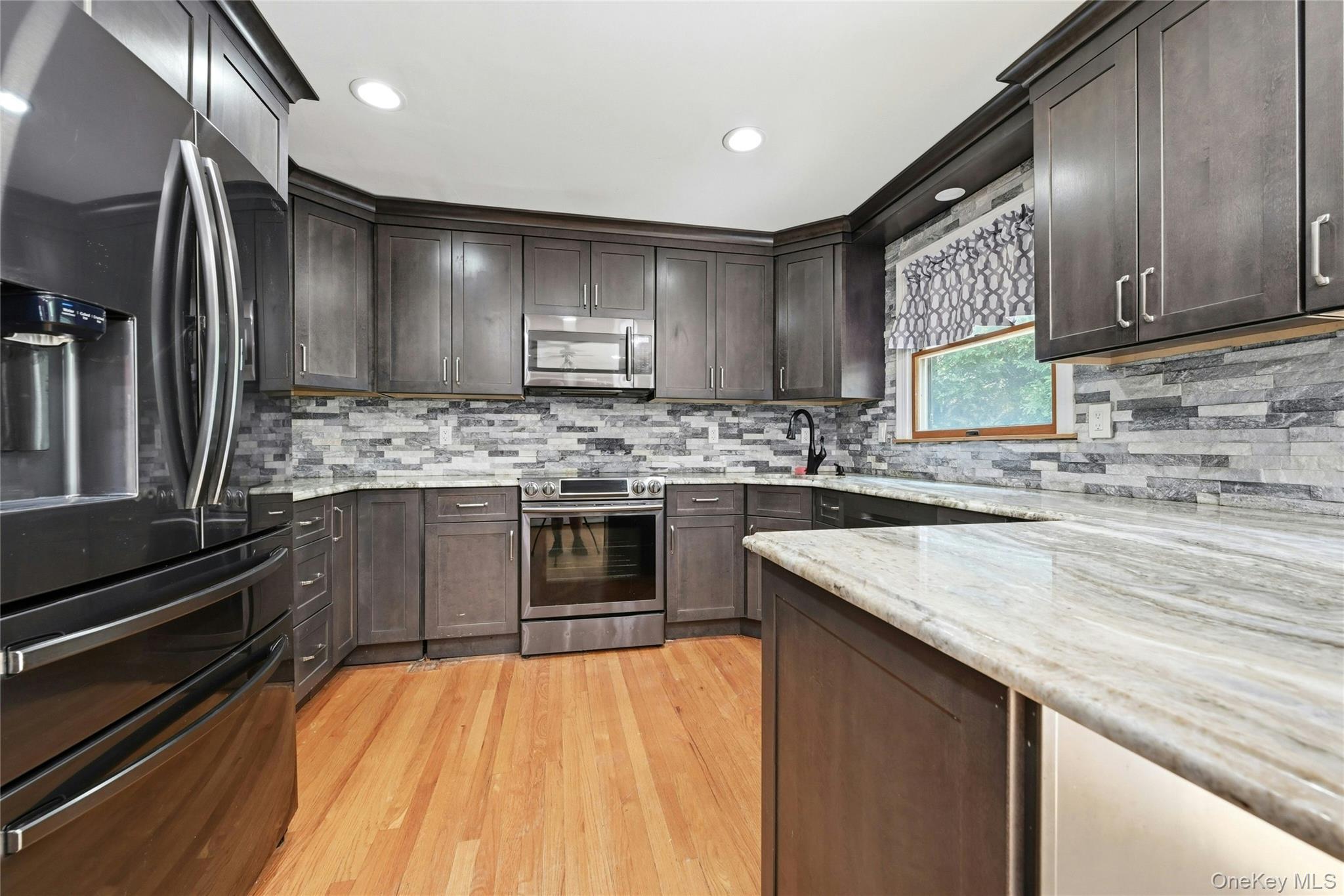 Single Family Twilight Road Suffolk County, NY 11778, MLS-1029690-4