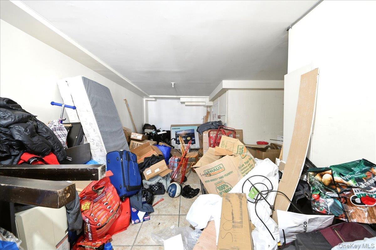 Single Family Summit Avenue  Bronx, NY 10452, MLS-1029698-37