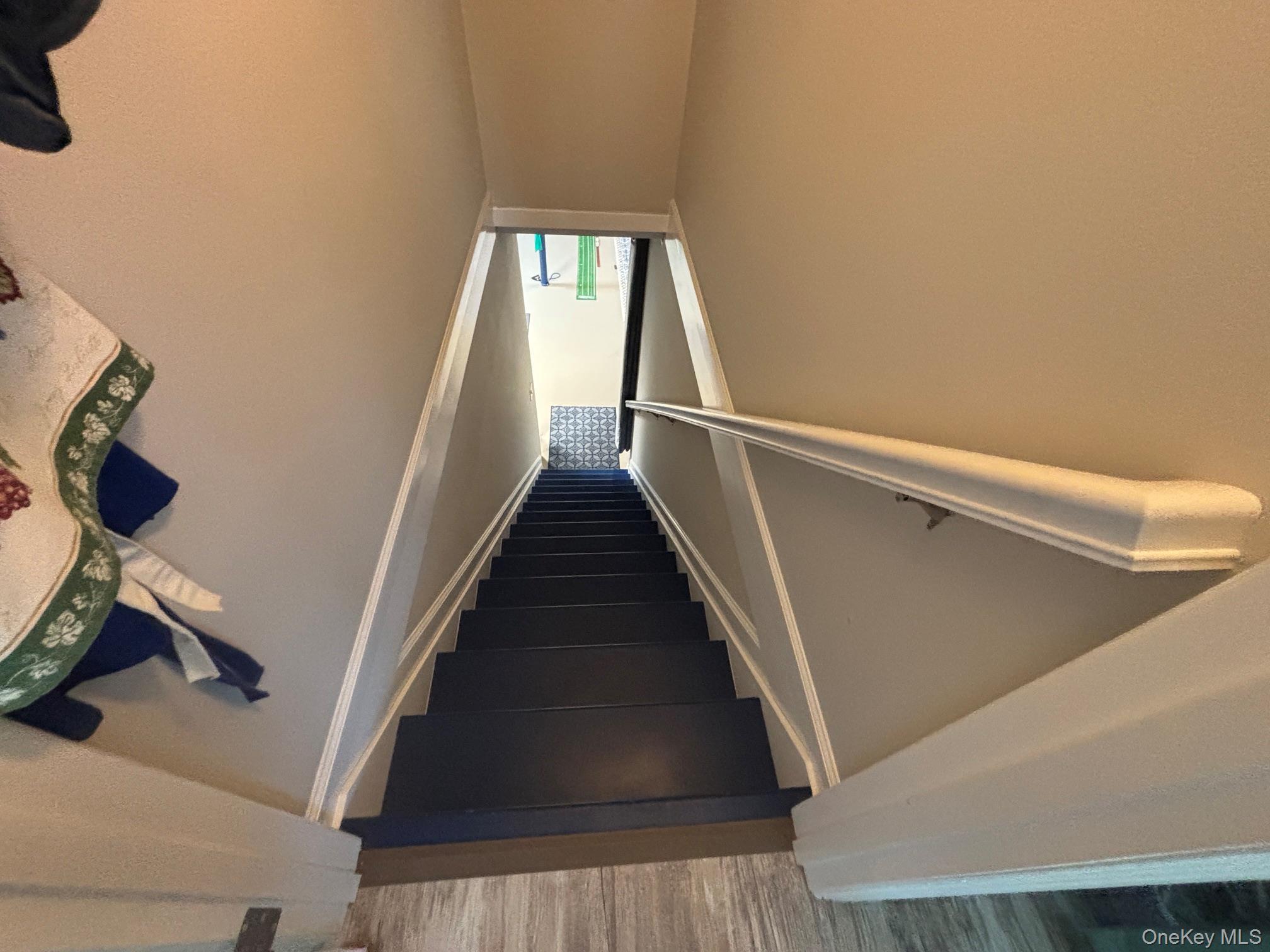 Single Family Old Country Road Suffolk County, NY 11901, MLS-1029713-37