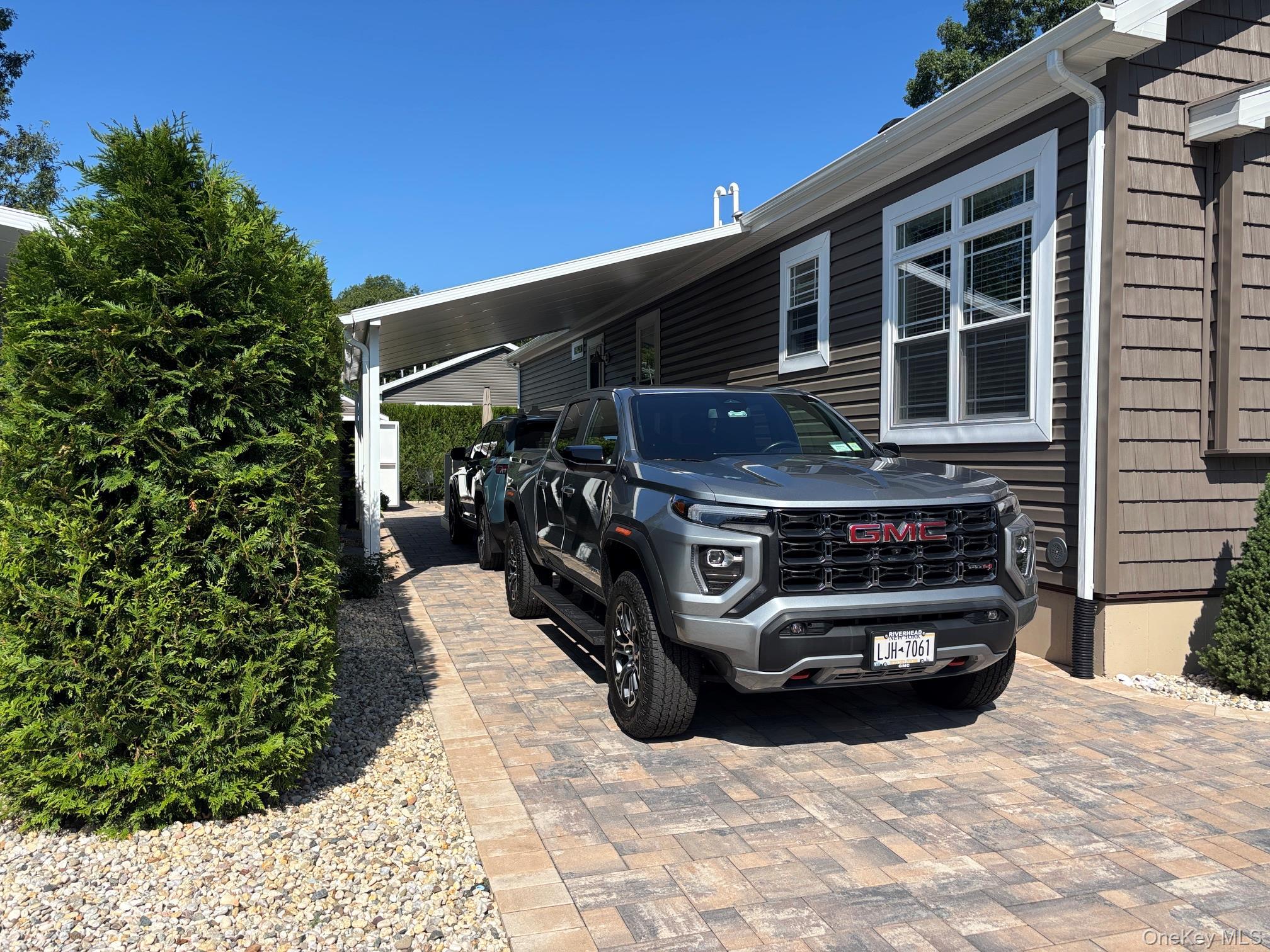 Single Family Old Country Road Suffolk County, NY 11901, MLS-1029713-48