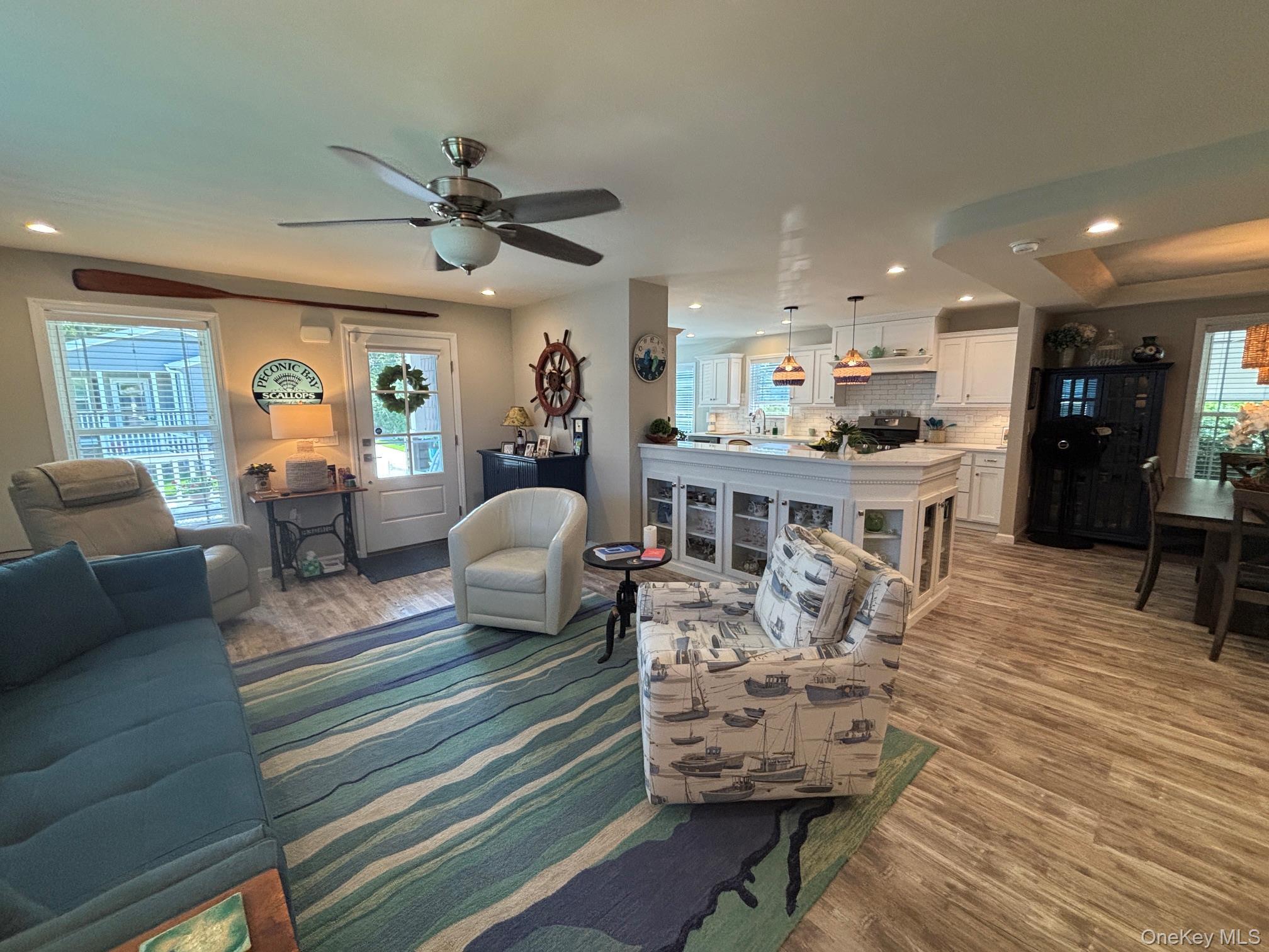 Single Family Old Country Road Suffolk County, NY 11901, MLS-1029713-8
