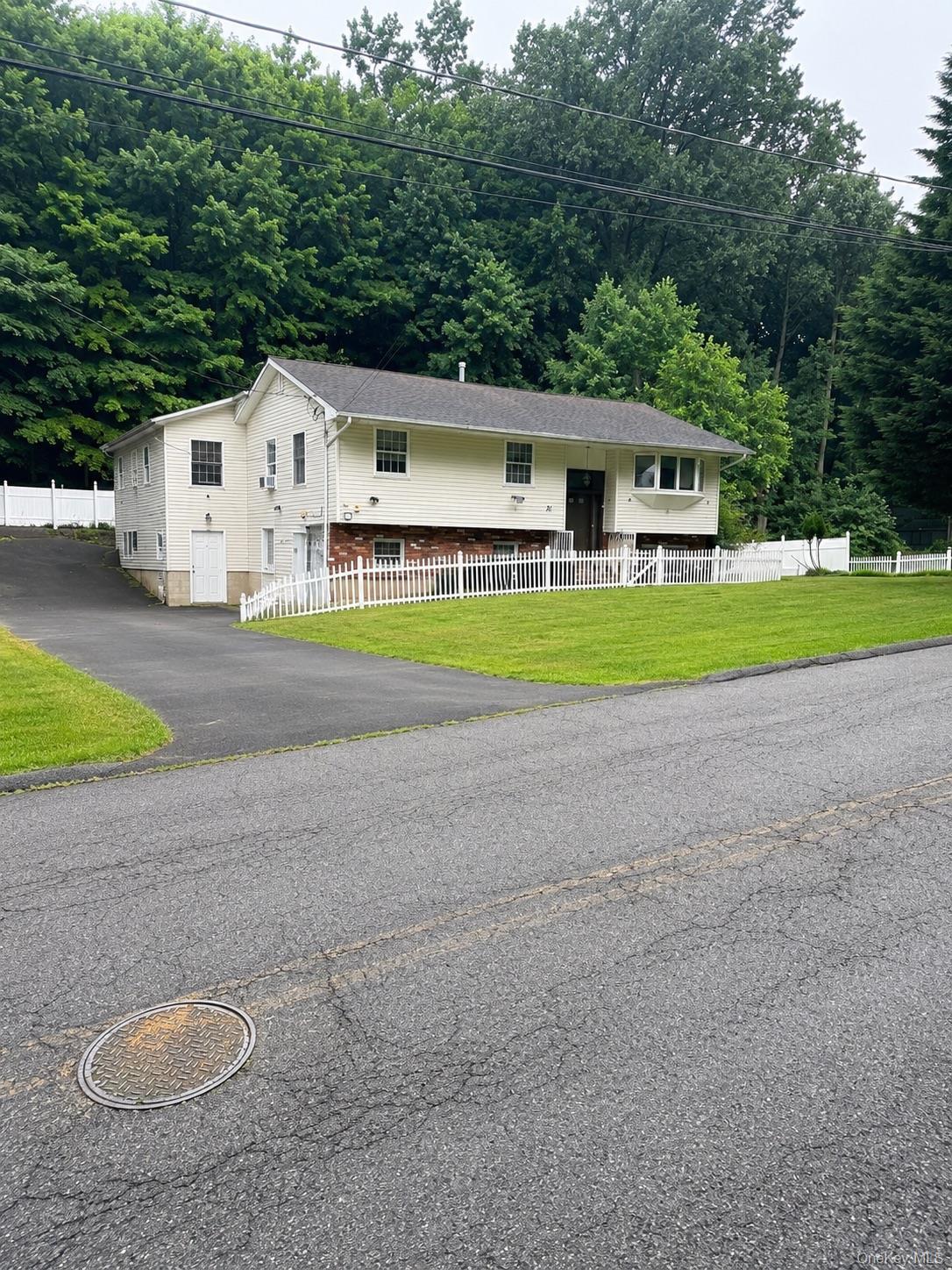 Single Family Regina Road Rockland County, NY 10952, MLS-1029725-23