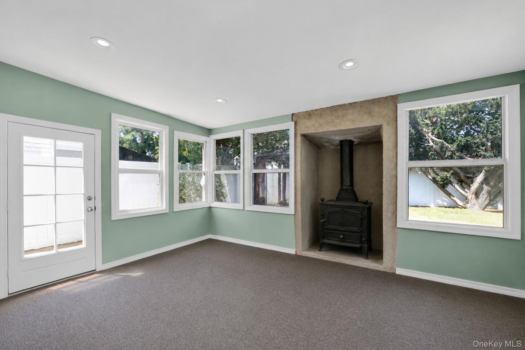 Single Family Deauville Boulevard Suffolk County, NY 11726, MLS-1029751-21