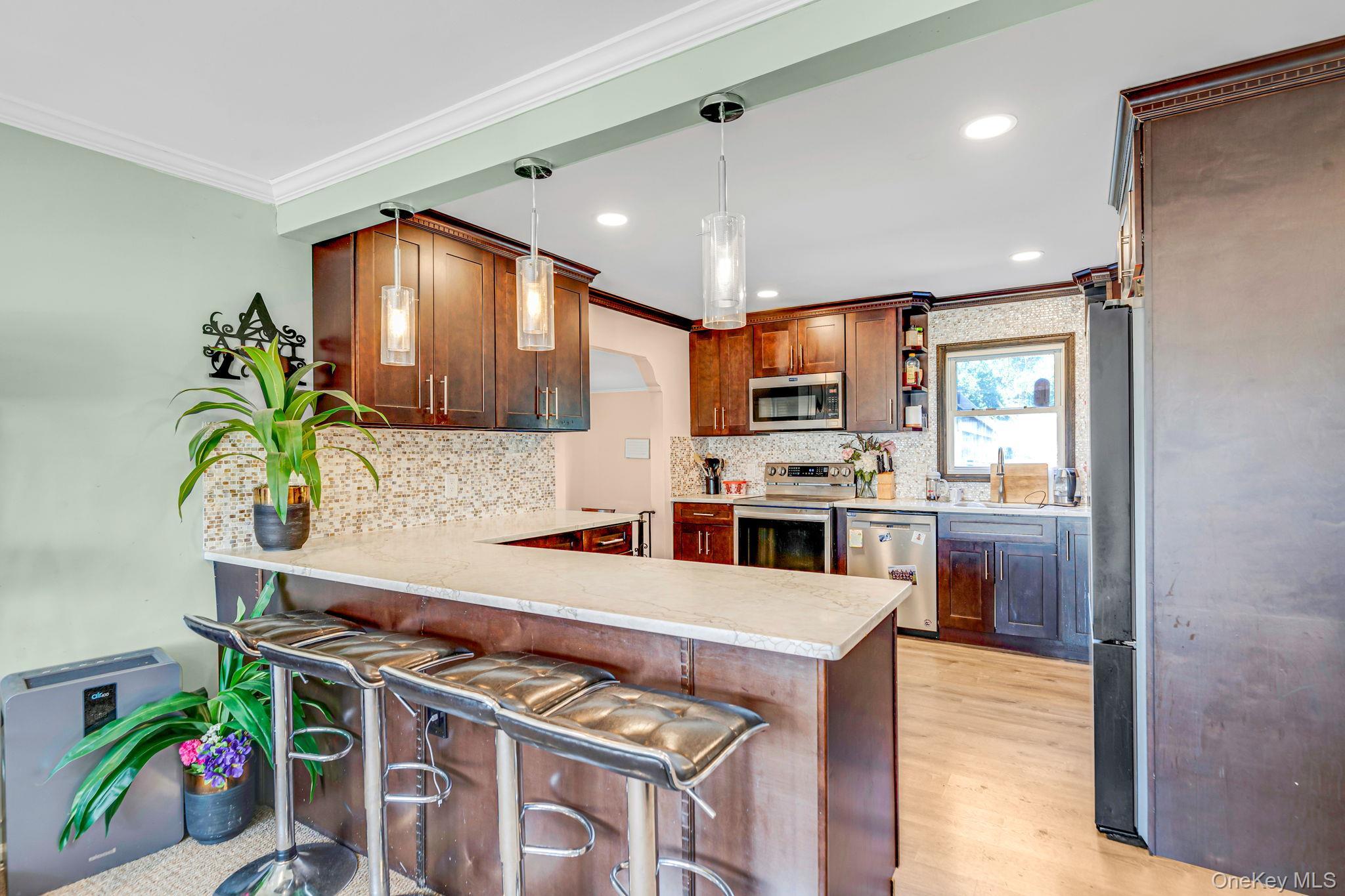 Single Family Deauville Boulevard Suffolk County, NY 11726, MLS-1029751-6