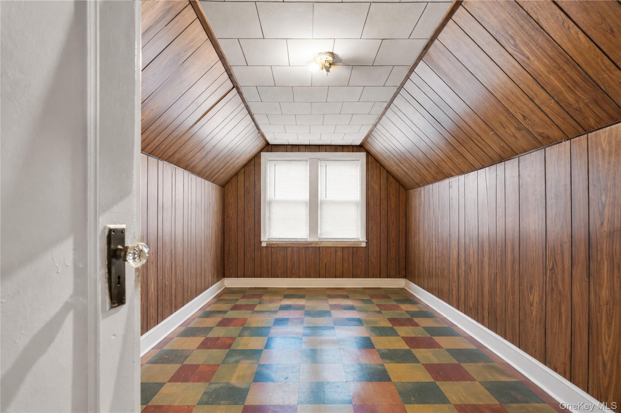 Single Family Grayson Street Queens, NY 11413, MLS-1029756-10