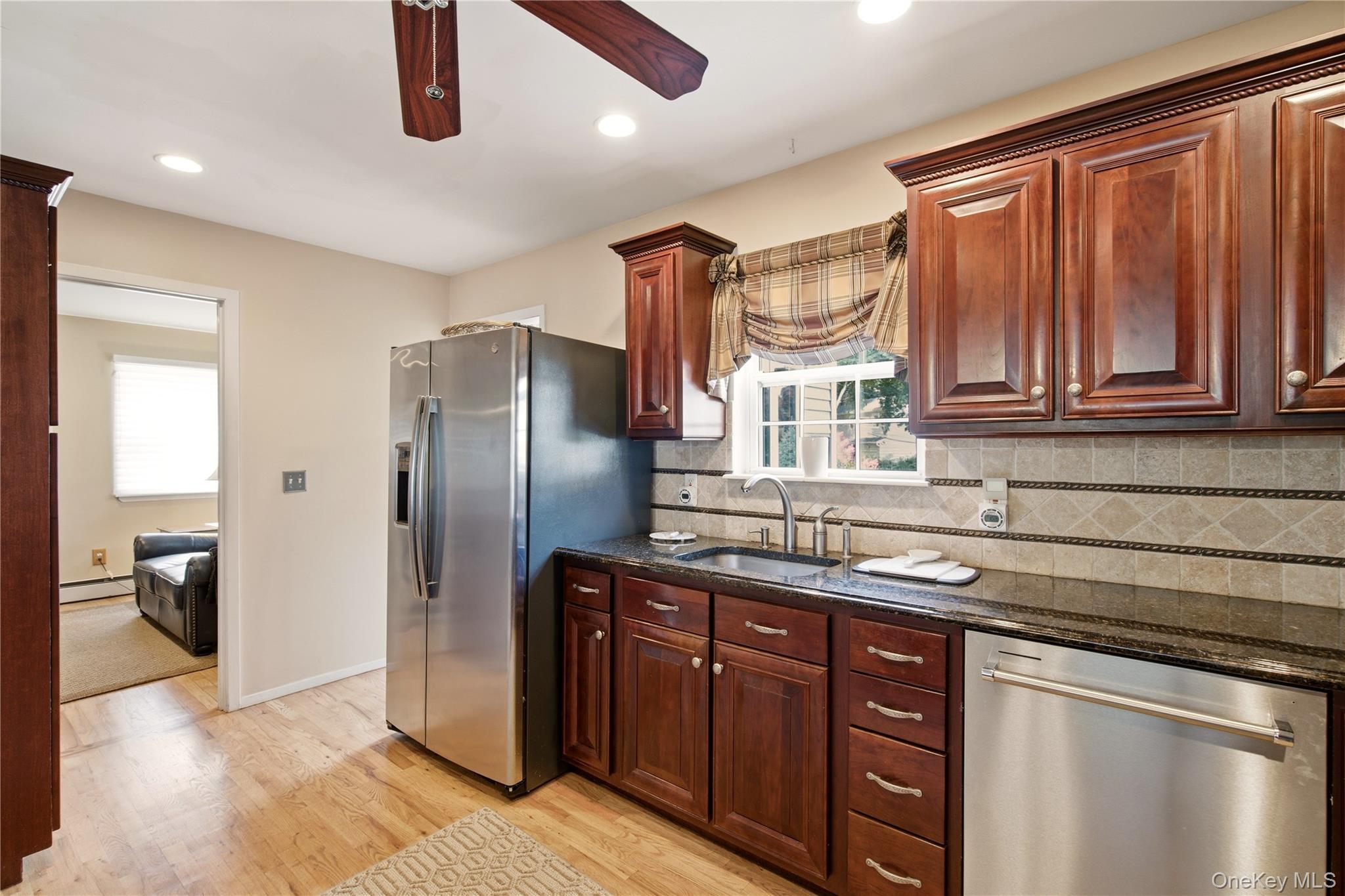 Single Family Crossman Road  Suffolk County, NY 11721, MLS-1029769-10