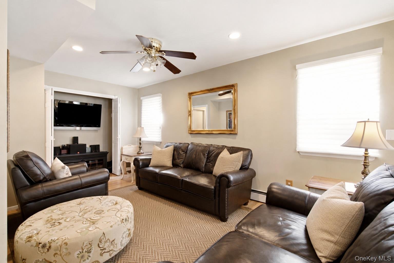 Single Family Crossman Road  Suffolk County, NY 11721, MLS-1029769-16