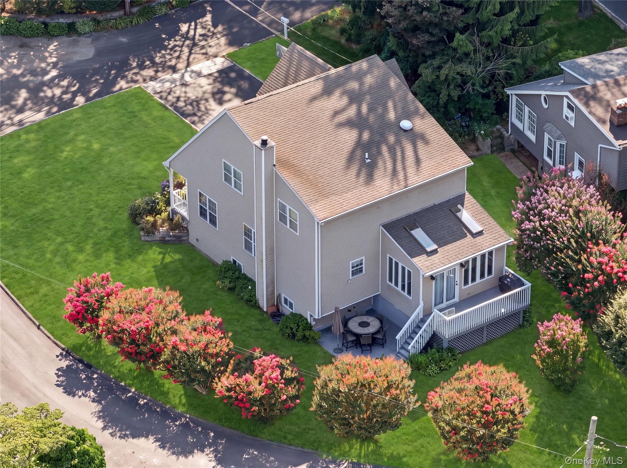 Single Family Crossman Road  Suffolk County, NY 11721, MLS-1029769-28