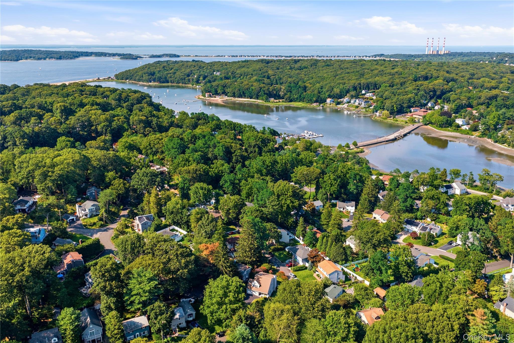 Single Family Crossman Road  Suffolk County, NY 11721, MLS-1029769-30