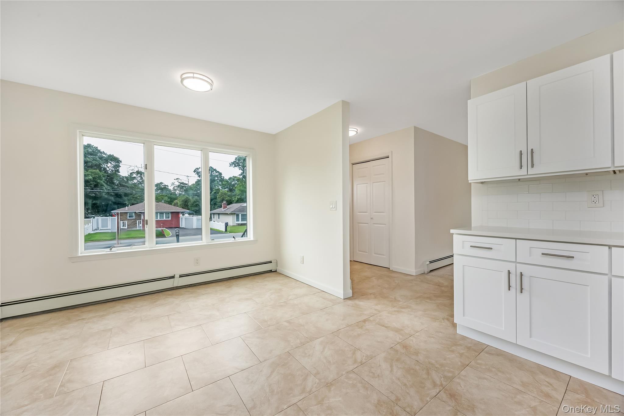 Single Family Westminster Drive  Suffolk County, NY 11967, MLS-1029794-10