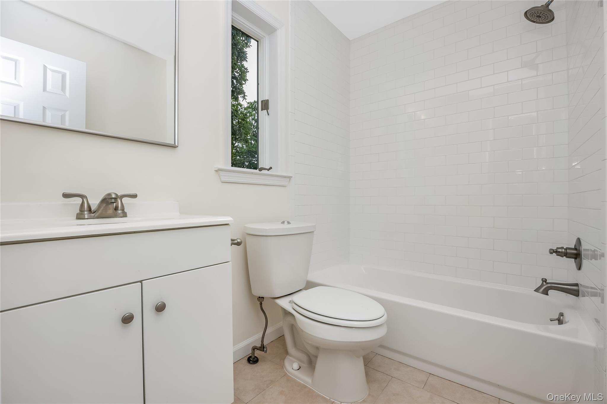 Single Family Westminster Drive  Suffolk County, NY 11967, MLS-1029794-15