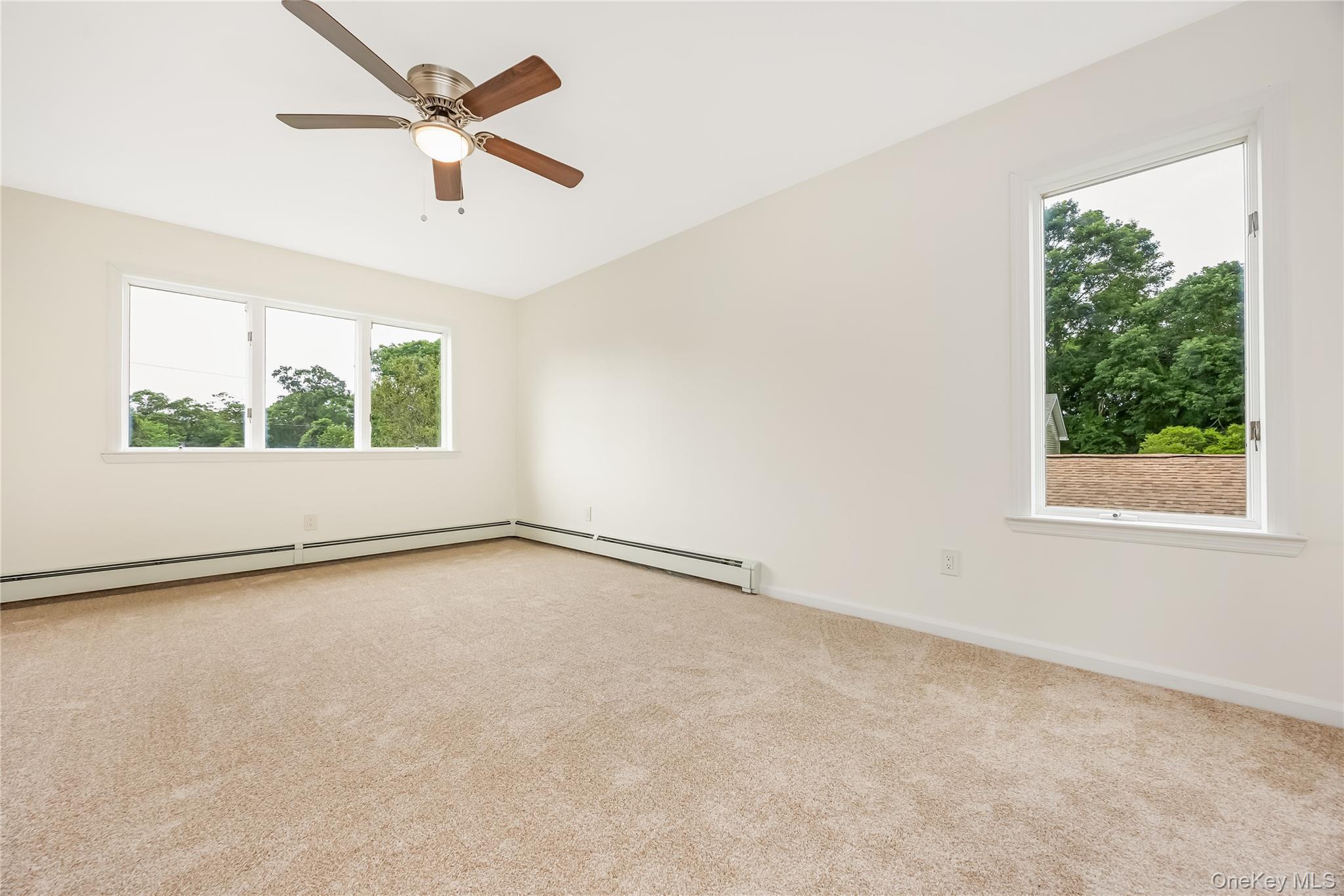 Single Family Westminster Drive  Suffolk County, NY 11967, MLS-1029794-16