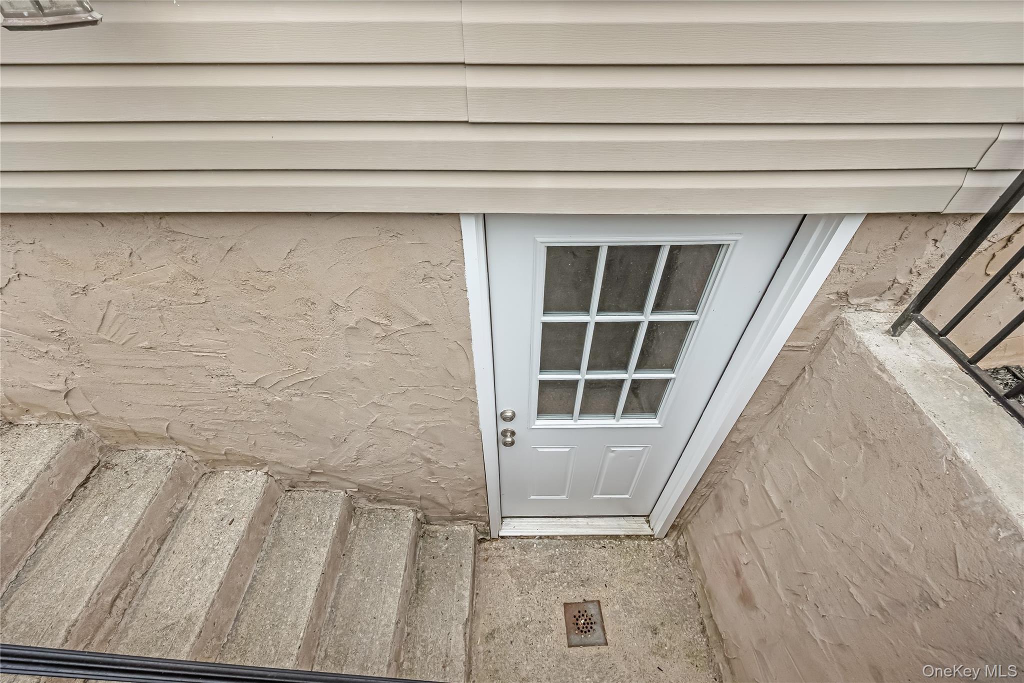 Single Family Westminster Drive  Suffolk County, NY 11967, MLS-1029794-23