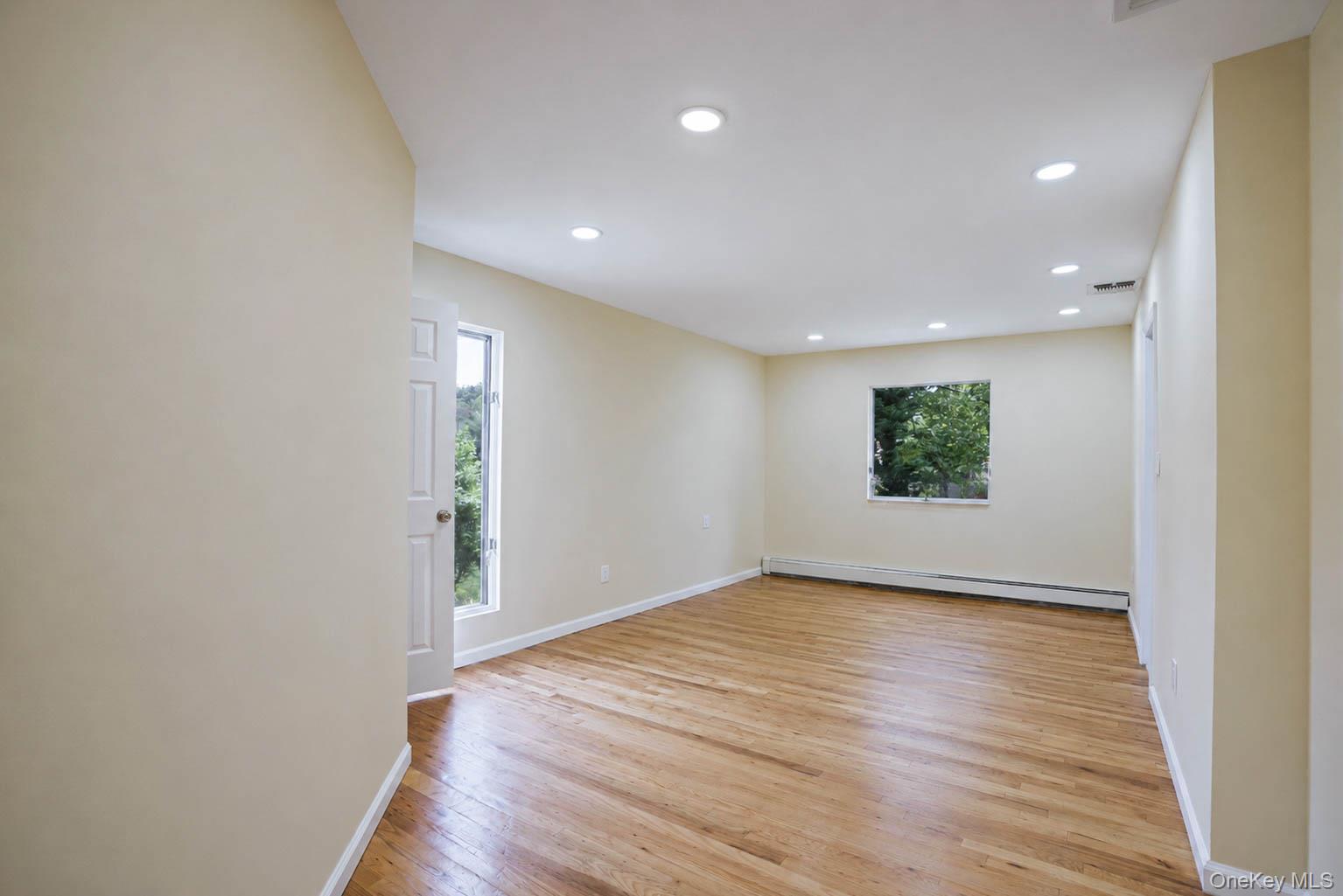 Single Family Dix Circle Suffolk County, NY 11746, MLS-1029801-26