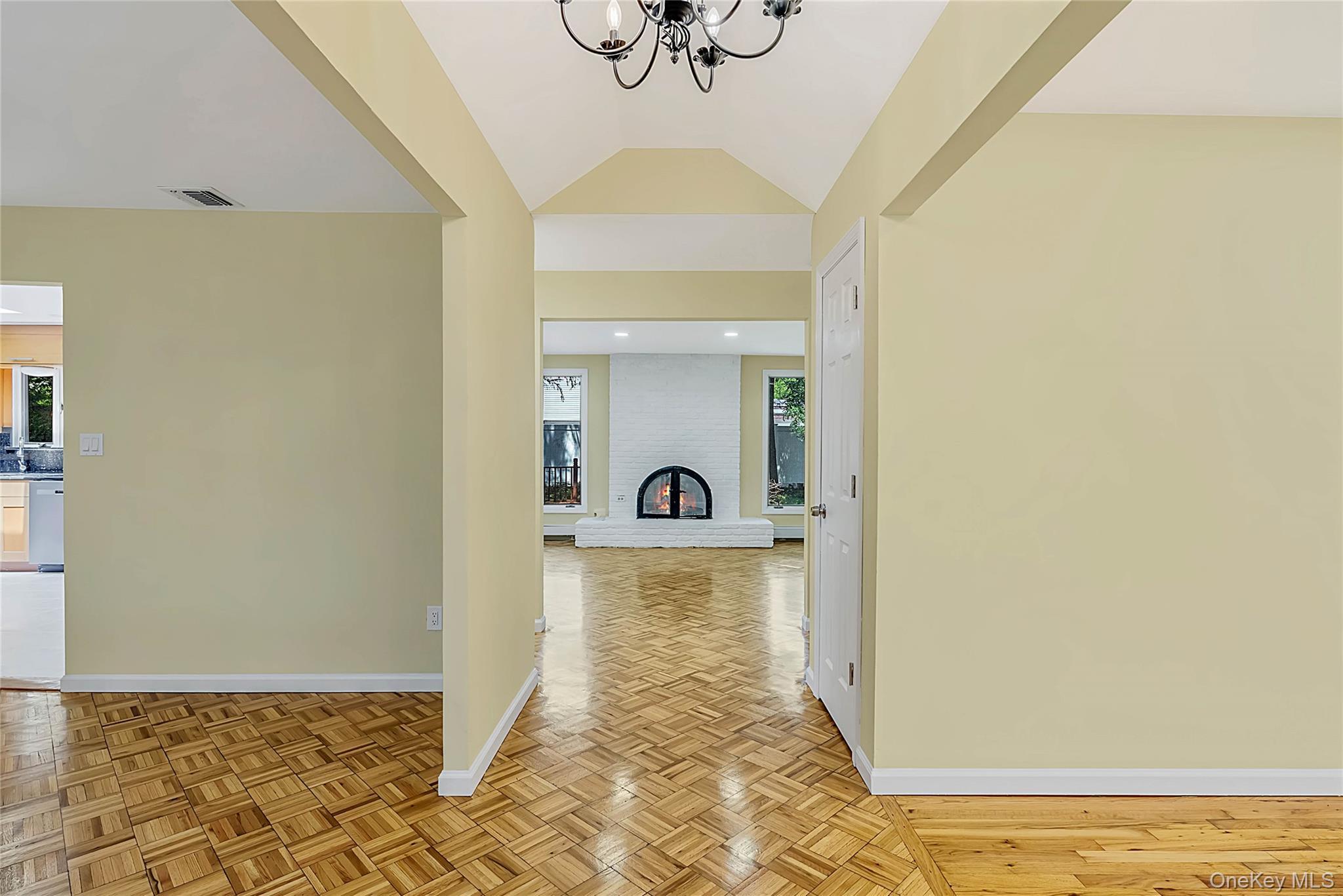 Single Family Dix Circle Suffolk County, NY 11746, MLS-1029801-9