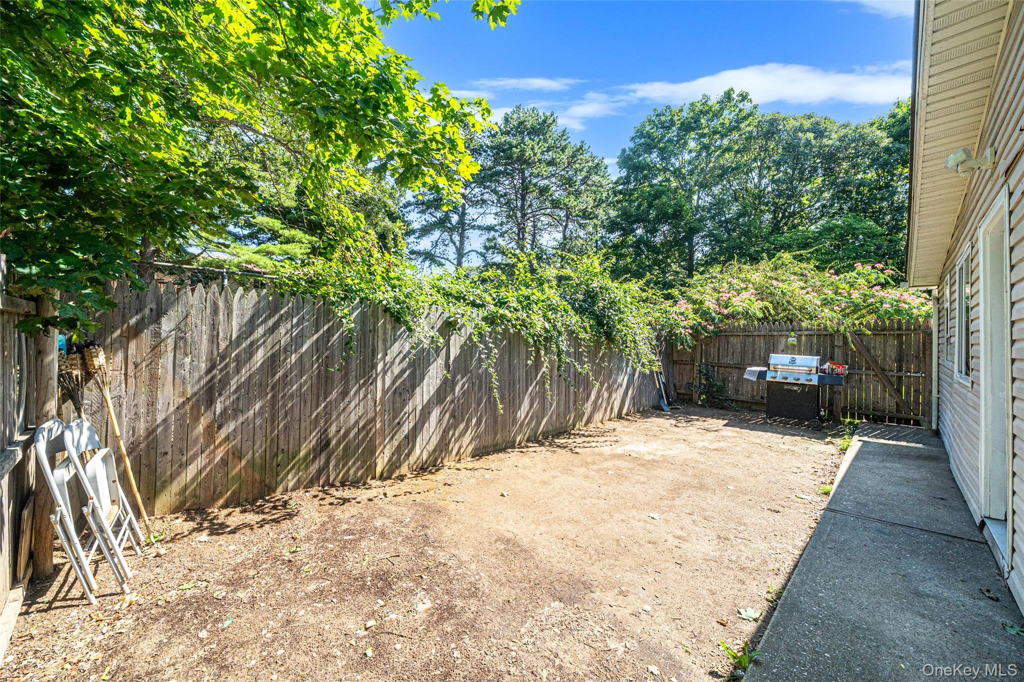 Single Family E 3rd Avenue  Suffolk County, NY 11706, MLS-1029811-23